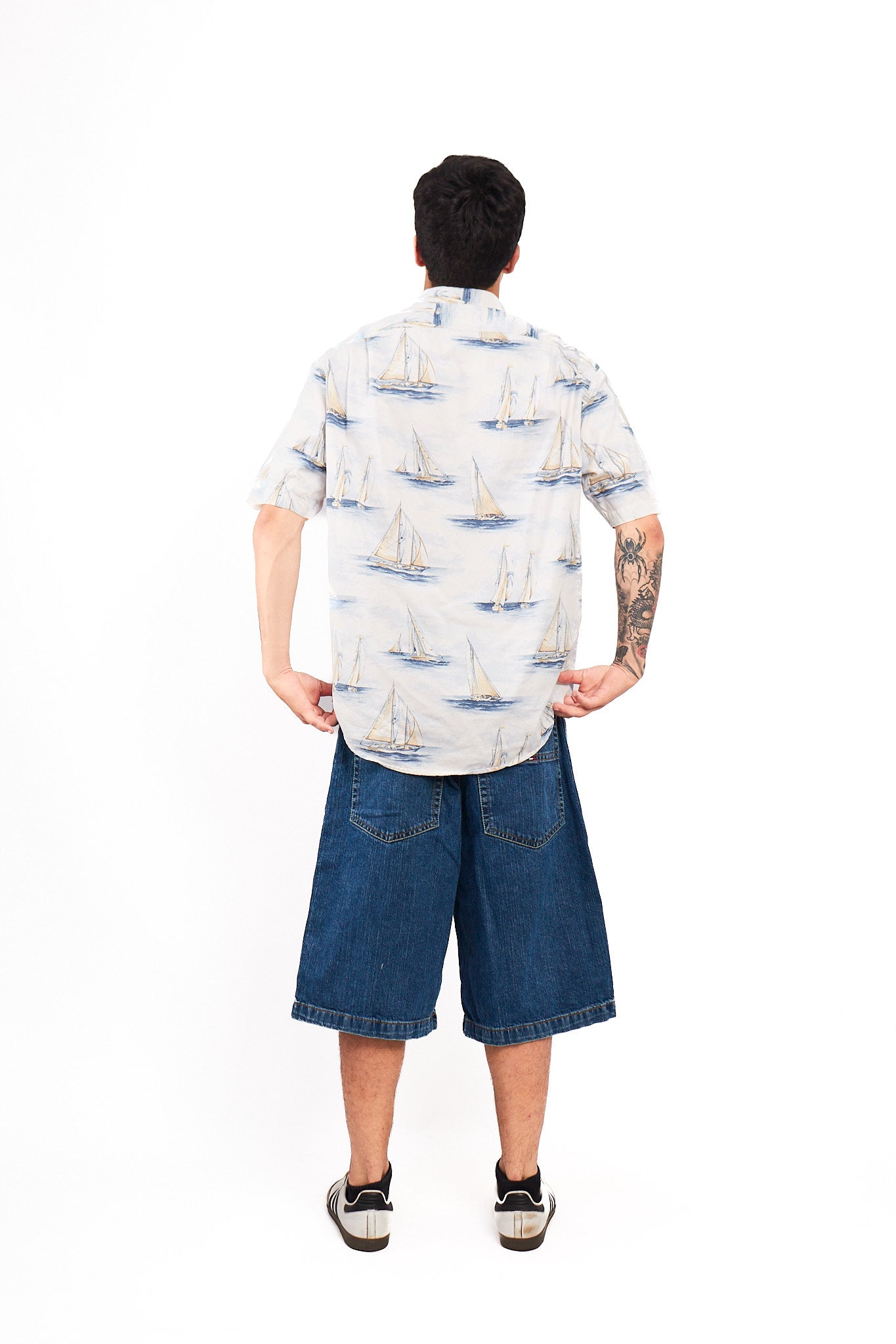 2000 Nautica Full Sailboats Shirt (L)