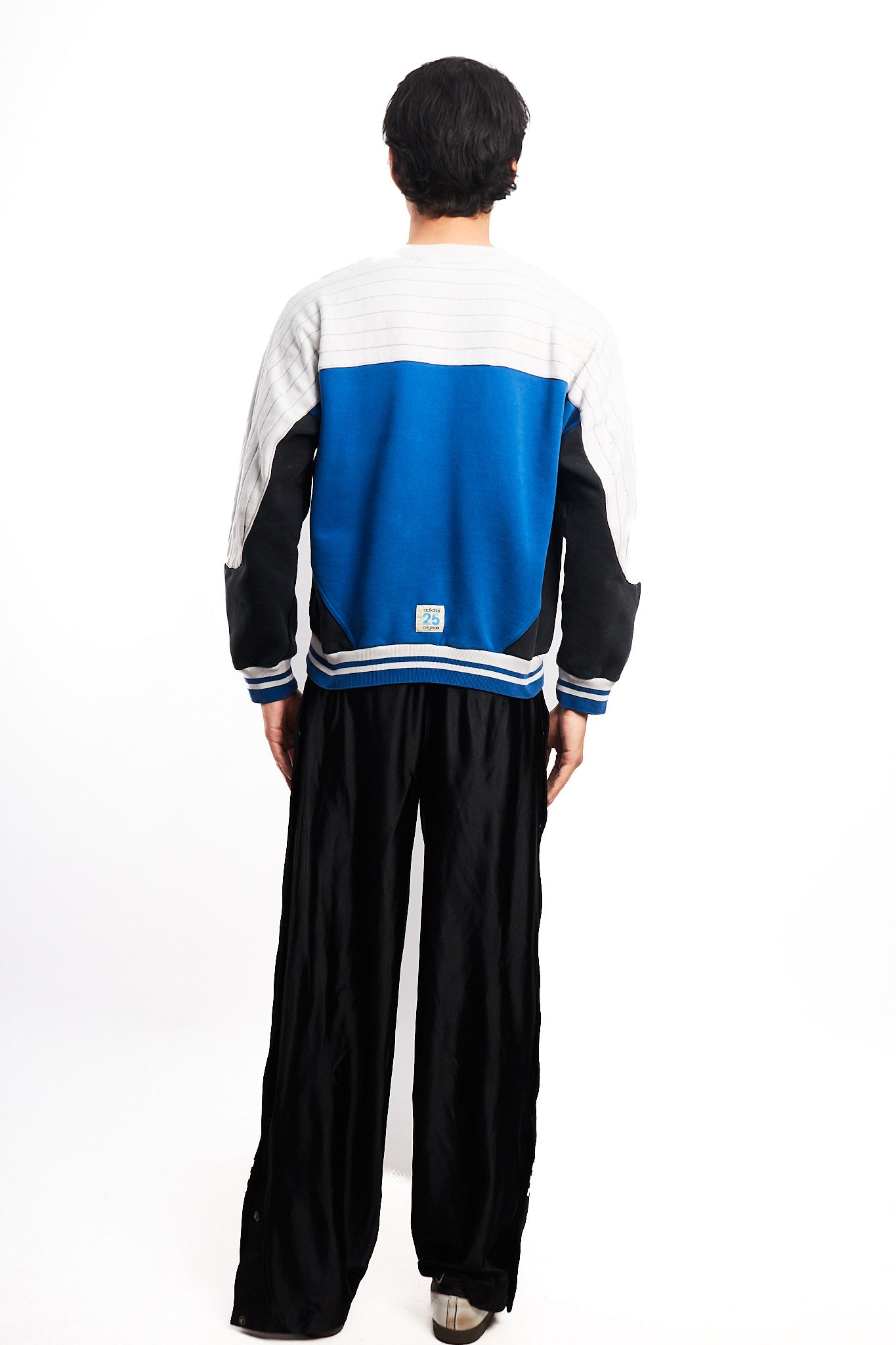 2014s Adidas x NIGO Big Logo "Sample" Crewneck (S/M)