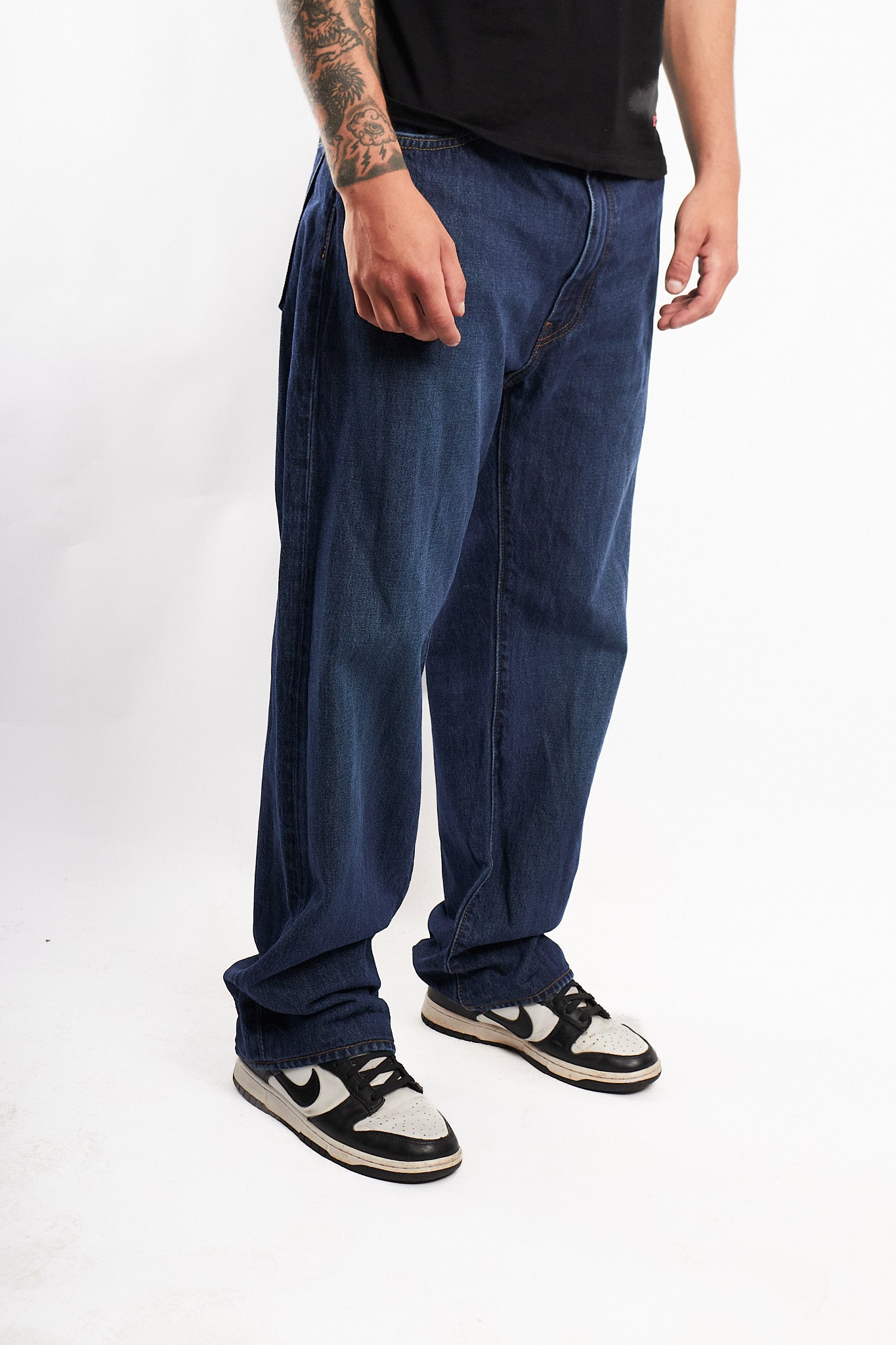 Levi's 555 Relaxed Straight Fit Jean (36/38)