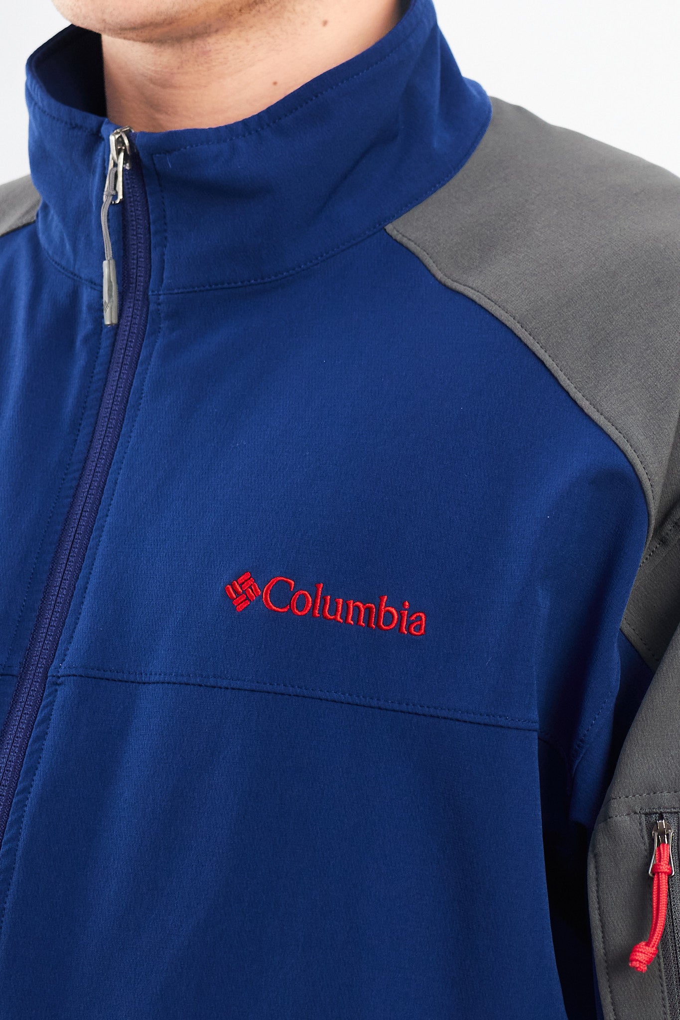 2000 Columbia Omni Shield Softshell Jacket (L/XL)