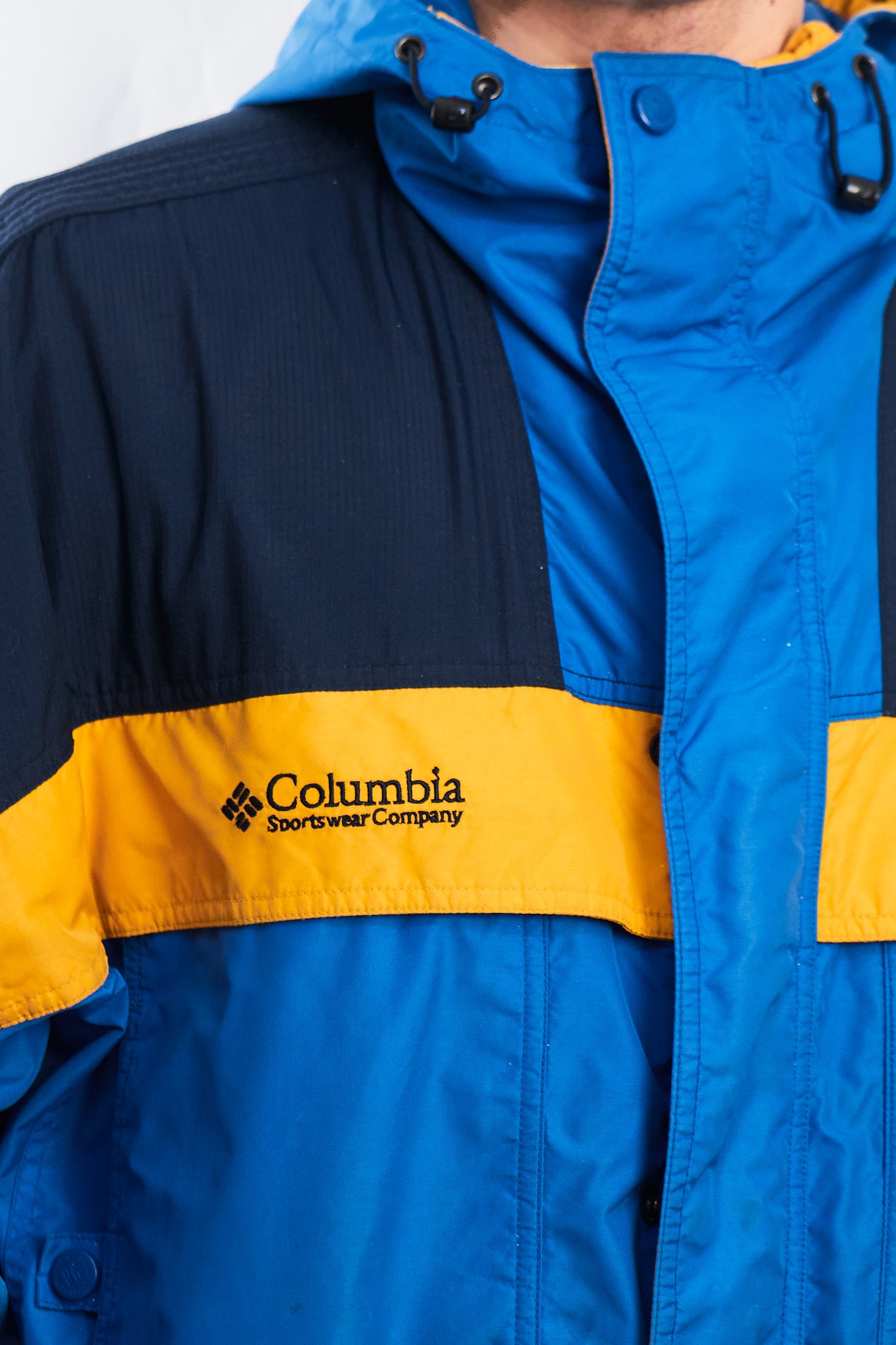 2000 Vintage Columbia Impermeable Outdoor Jacket (M/L)