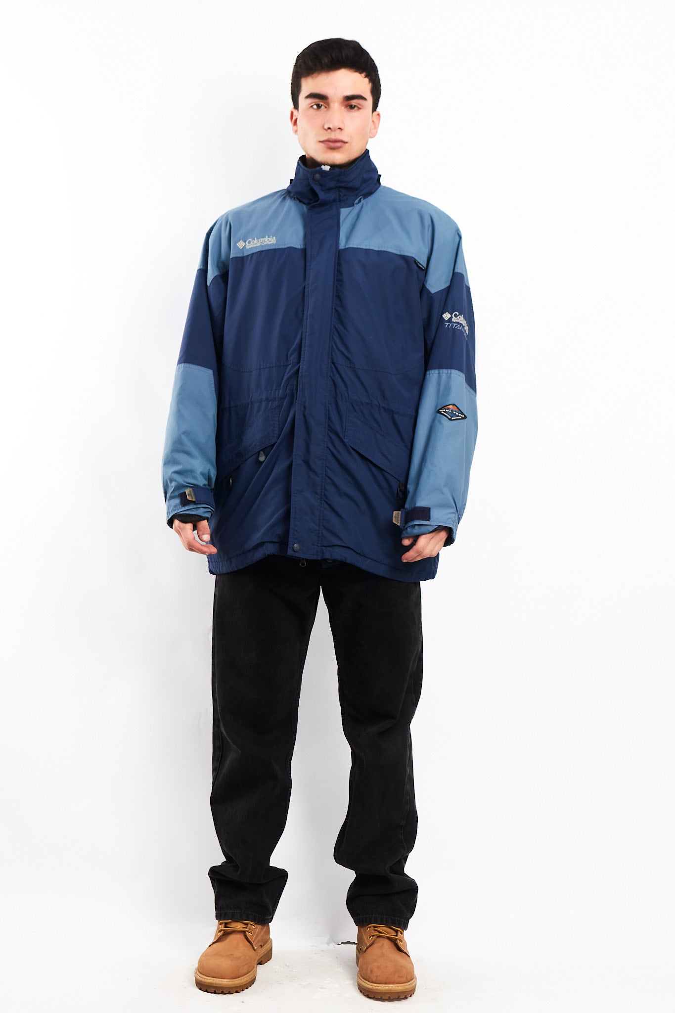 2000 Columbia Titanium Omnitech Outdoor Jacket (L/XL)