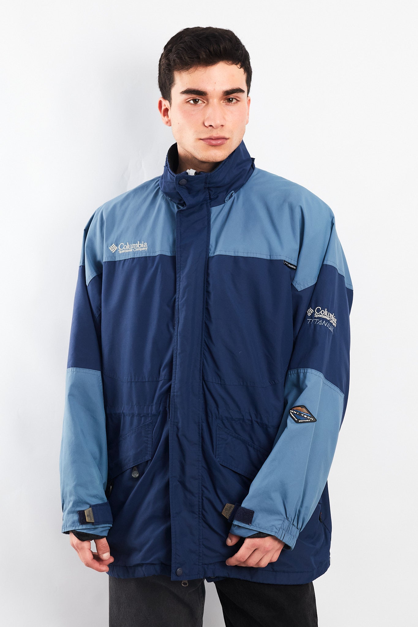 2000 Columbia Titanium Omnitech Outdoor Jacket (L/XL)