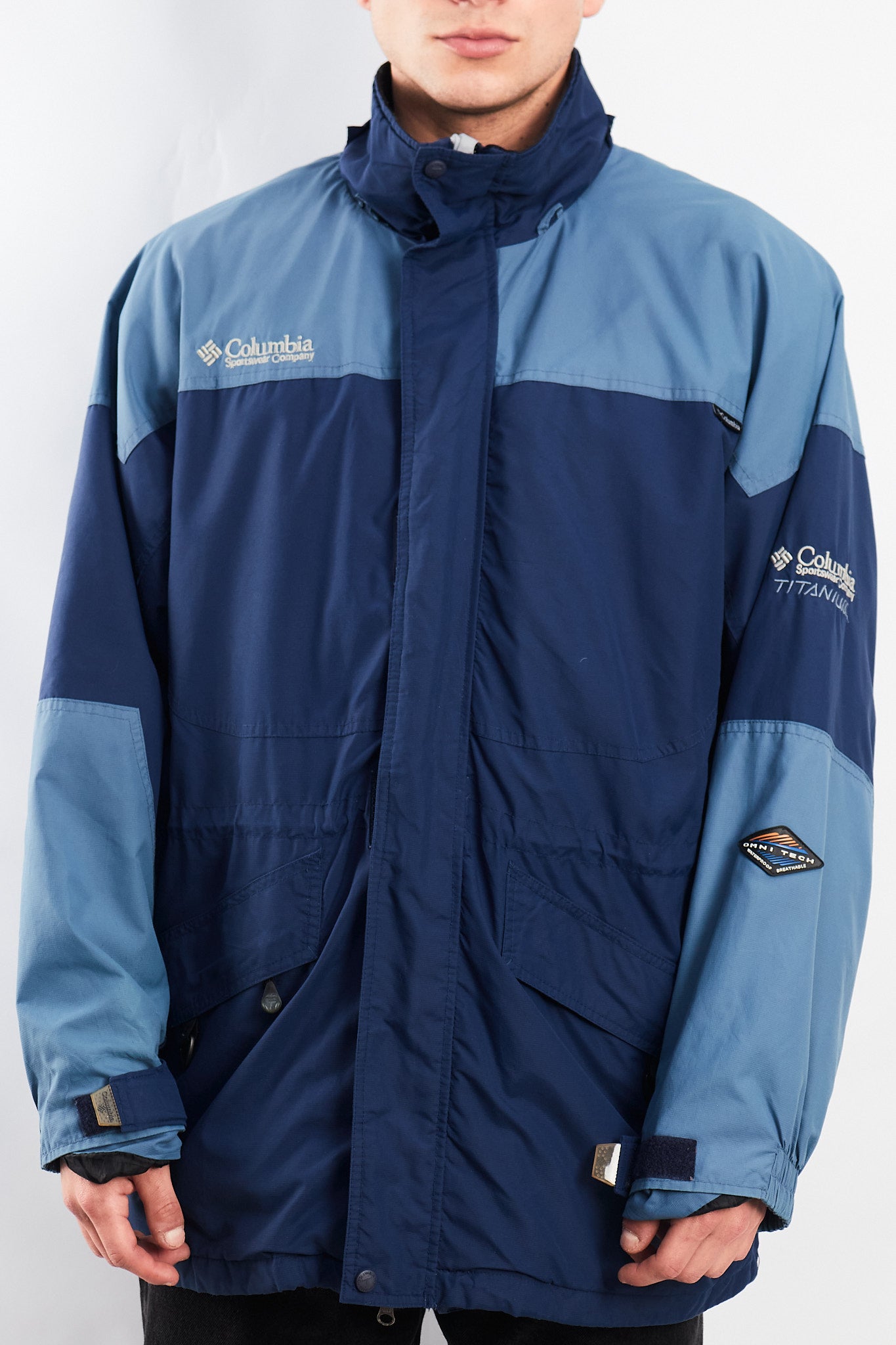 2000 Columbia Titanium Omnitech Outdoor Jacket (L/XL)