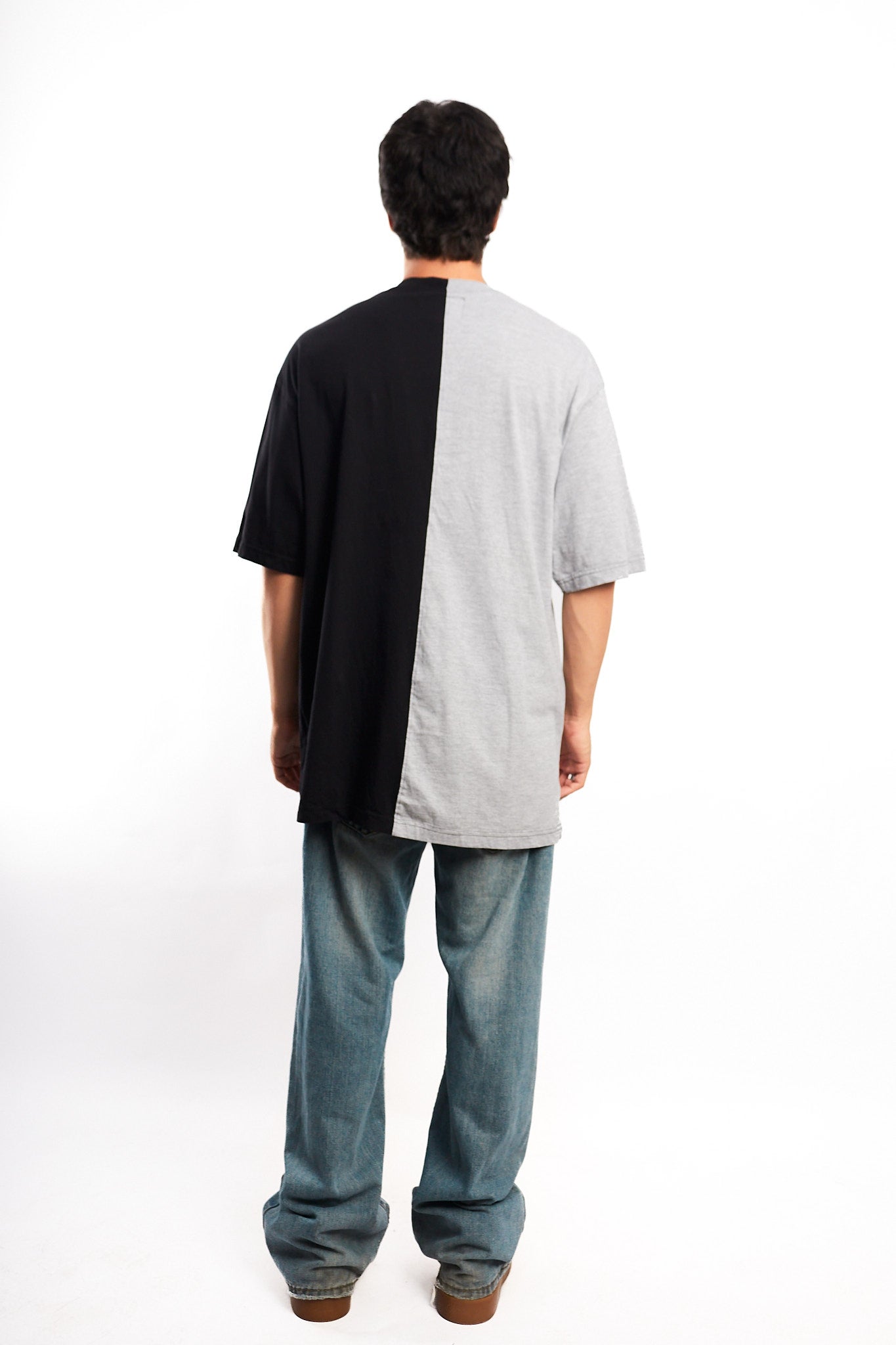 Y2K Vintage Akademics Graphic Tee (XL)