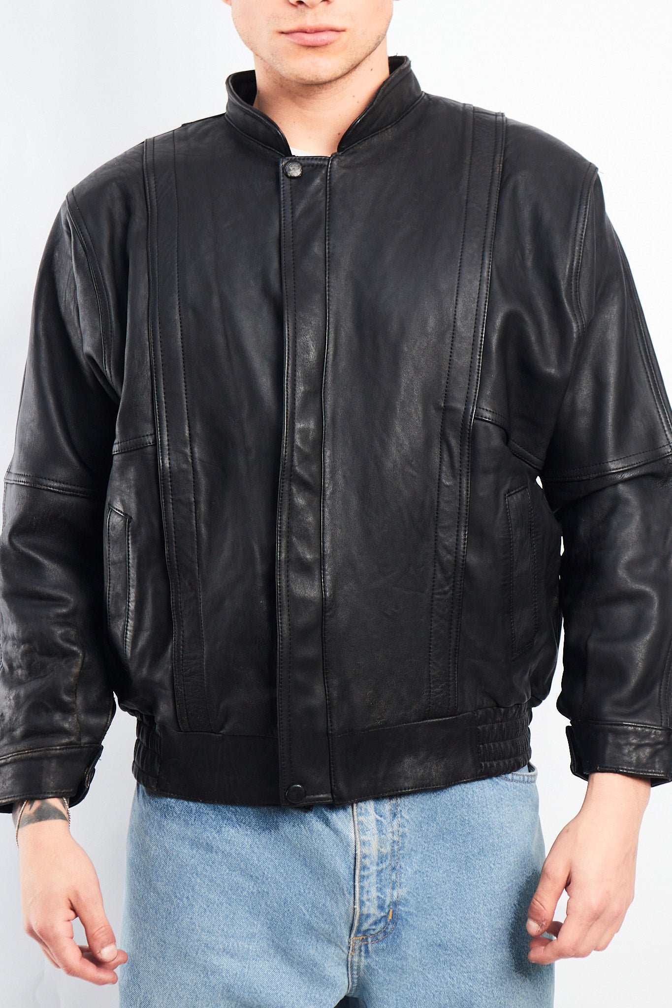 1990 Vintage Cowhide Leather Bomber Jacket (S/M)