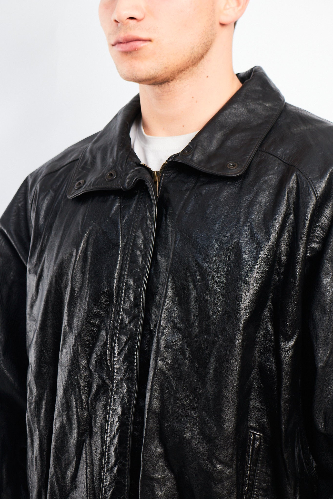 1990 Vintage Waves Print Leather Bomber Jacket (M/L)