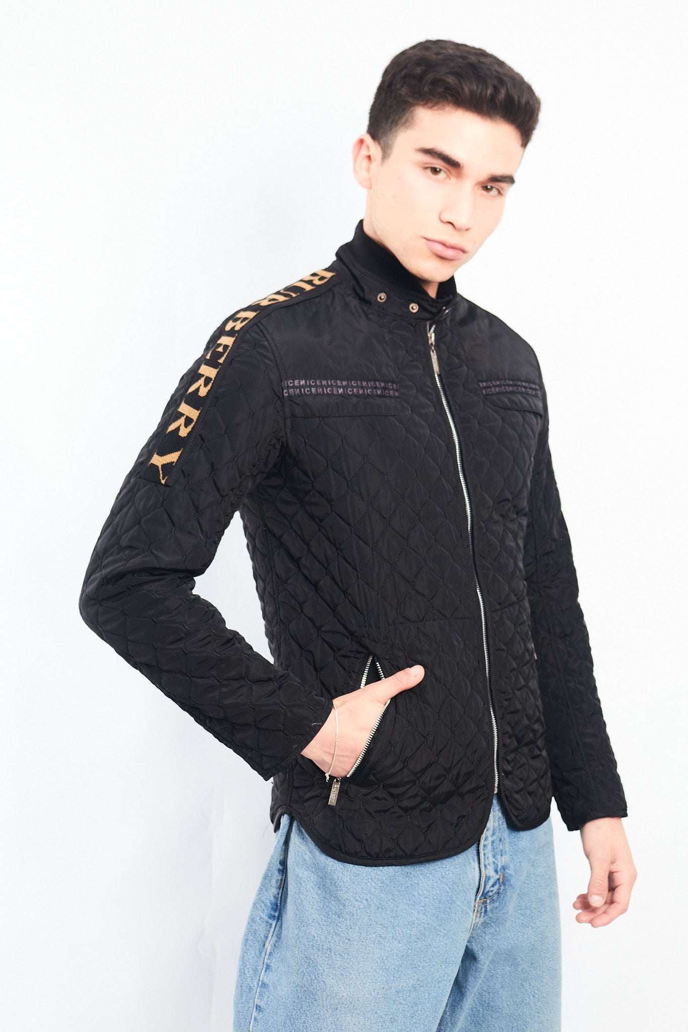 2000 Burberry Big Logo Puffer Jacket (S/M)