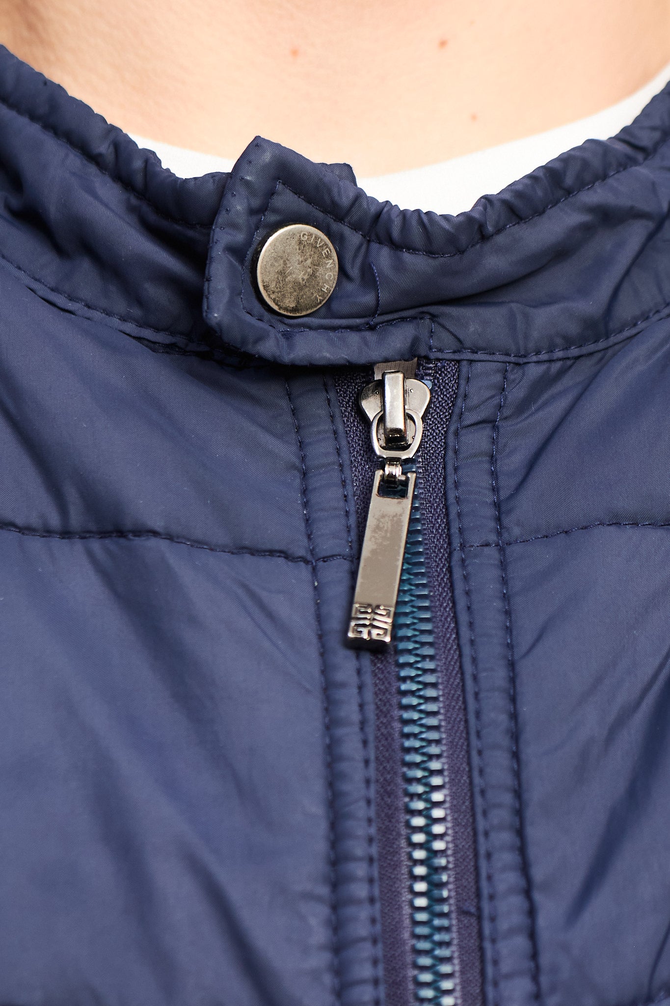 2000 Vintage Givenchy Puffer Jacket (L/XL)