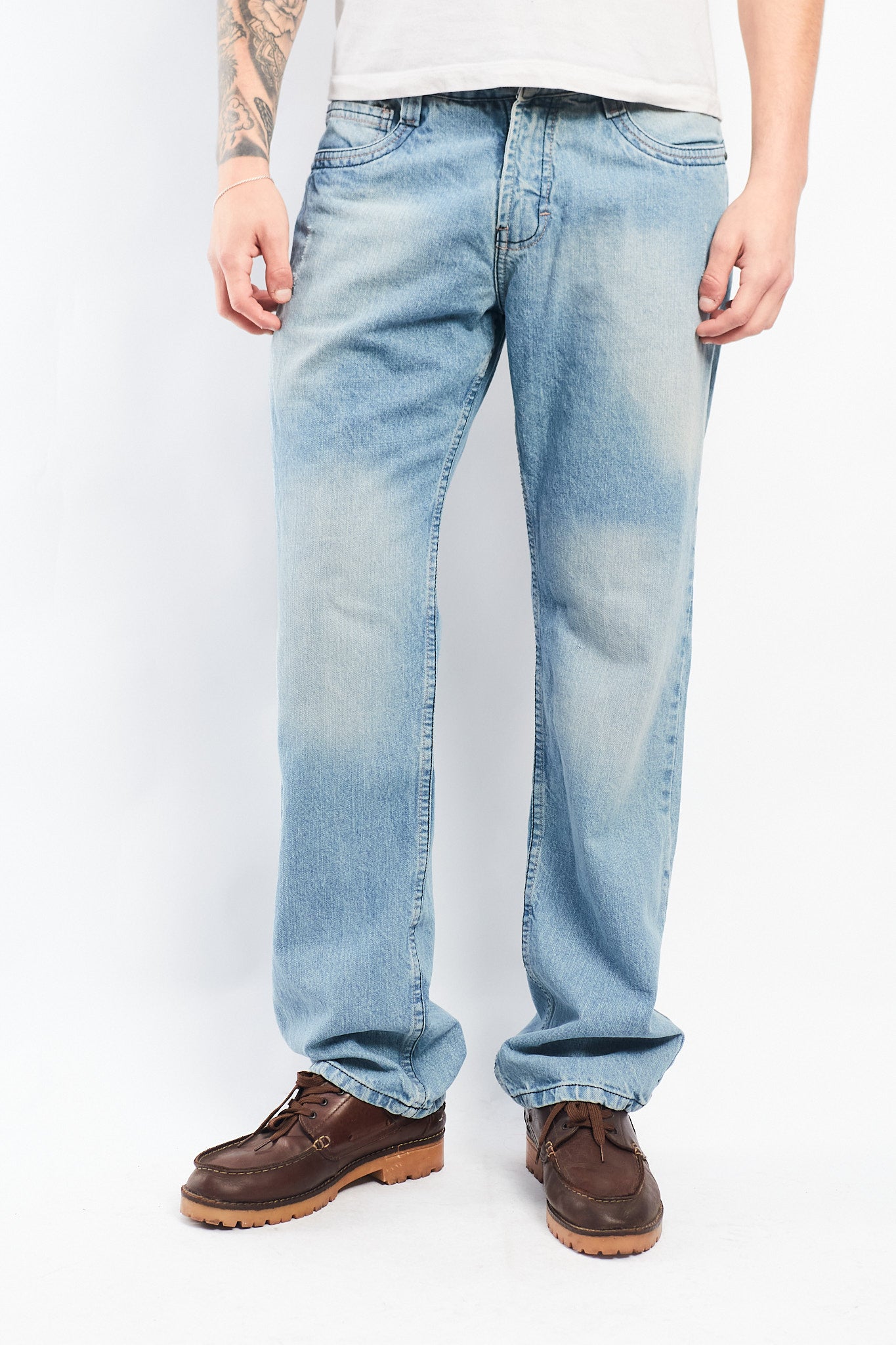 2000 Armani Jeans Tapered Fit Jean (30)