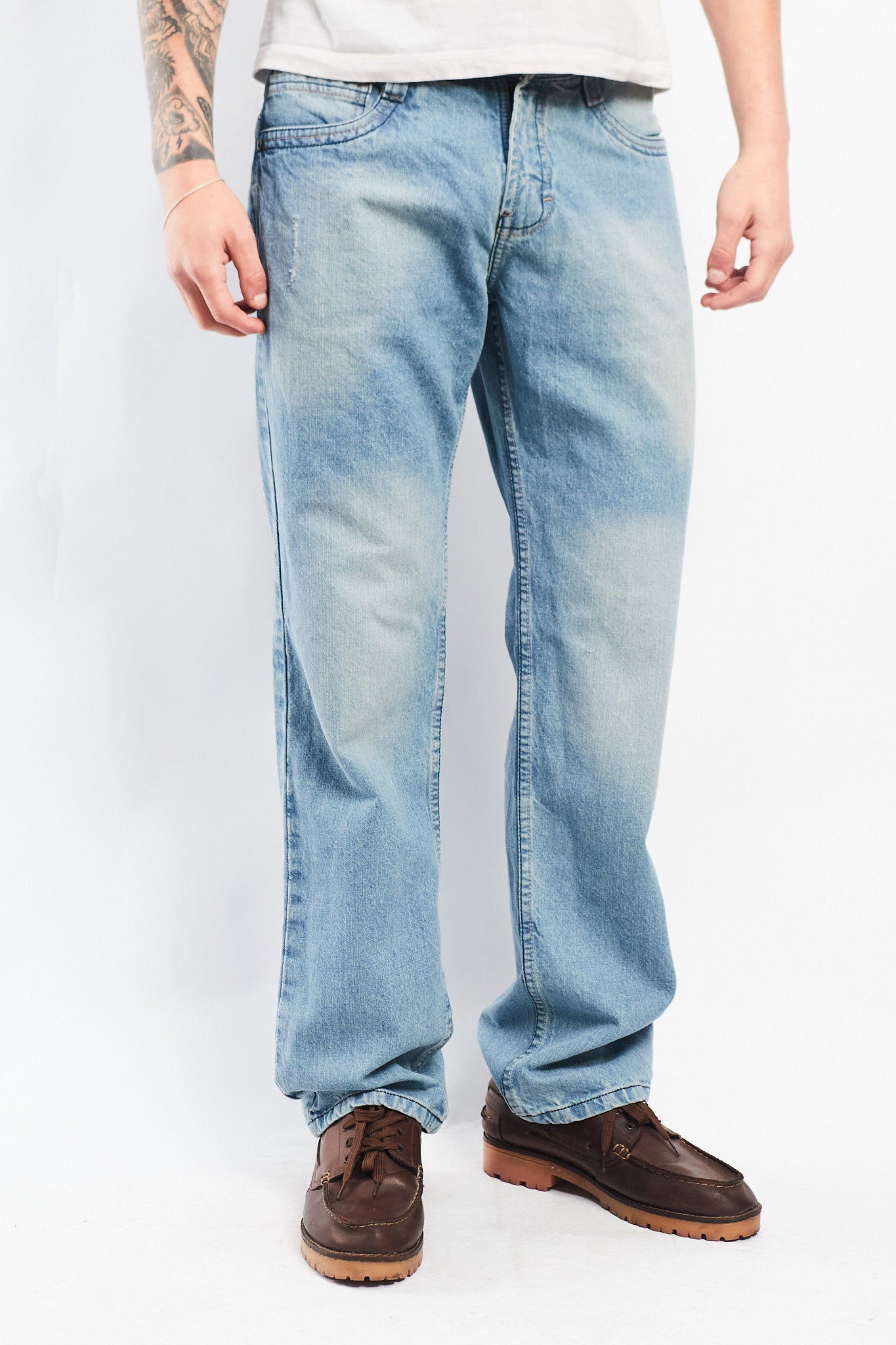 2000 Armani Jeans Tapered Fit Jean (30)