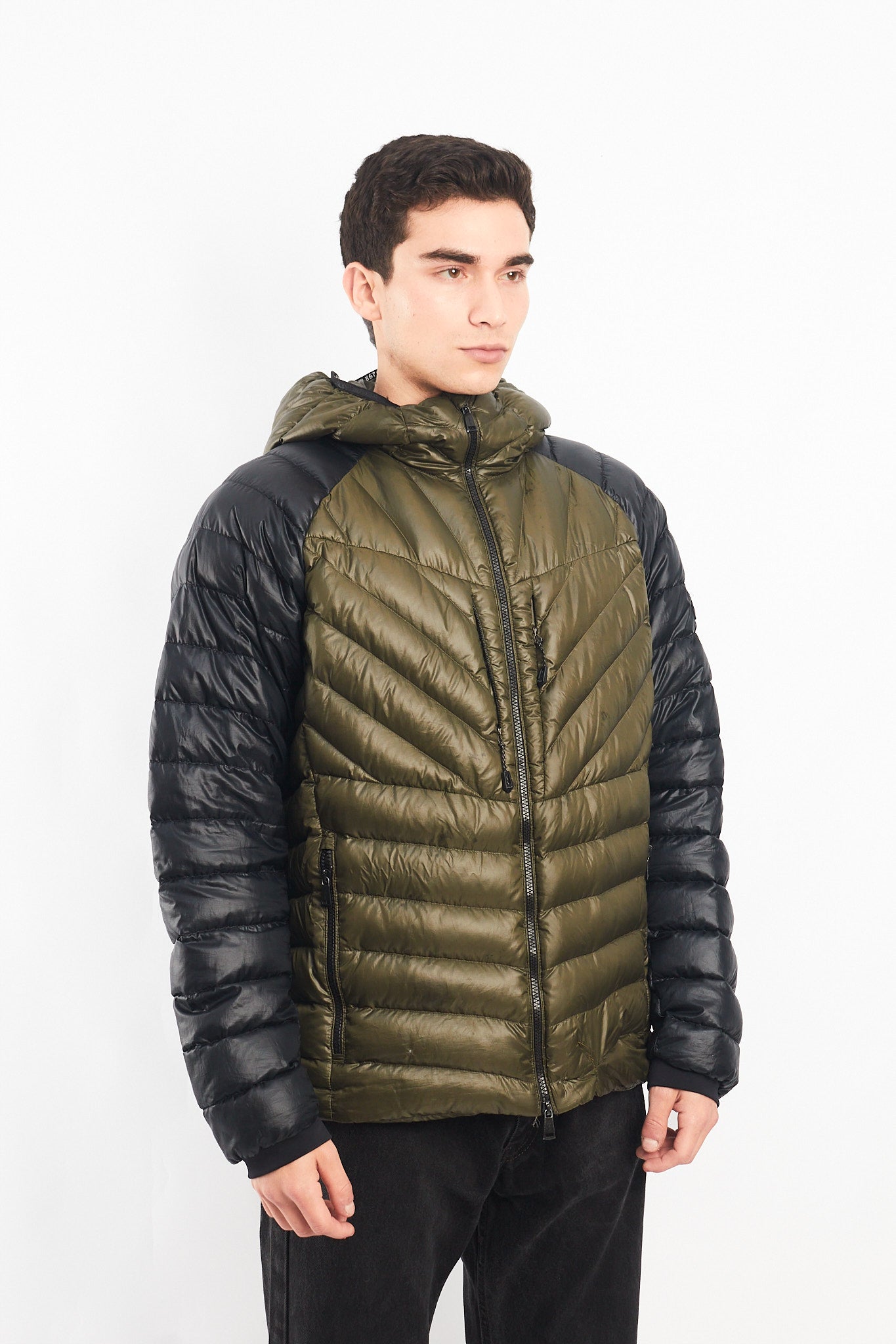2010 Polo RLX Waterproof Ultra Light weight Down Puffer Jacket (M/L)