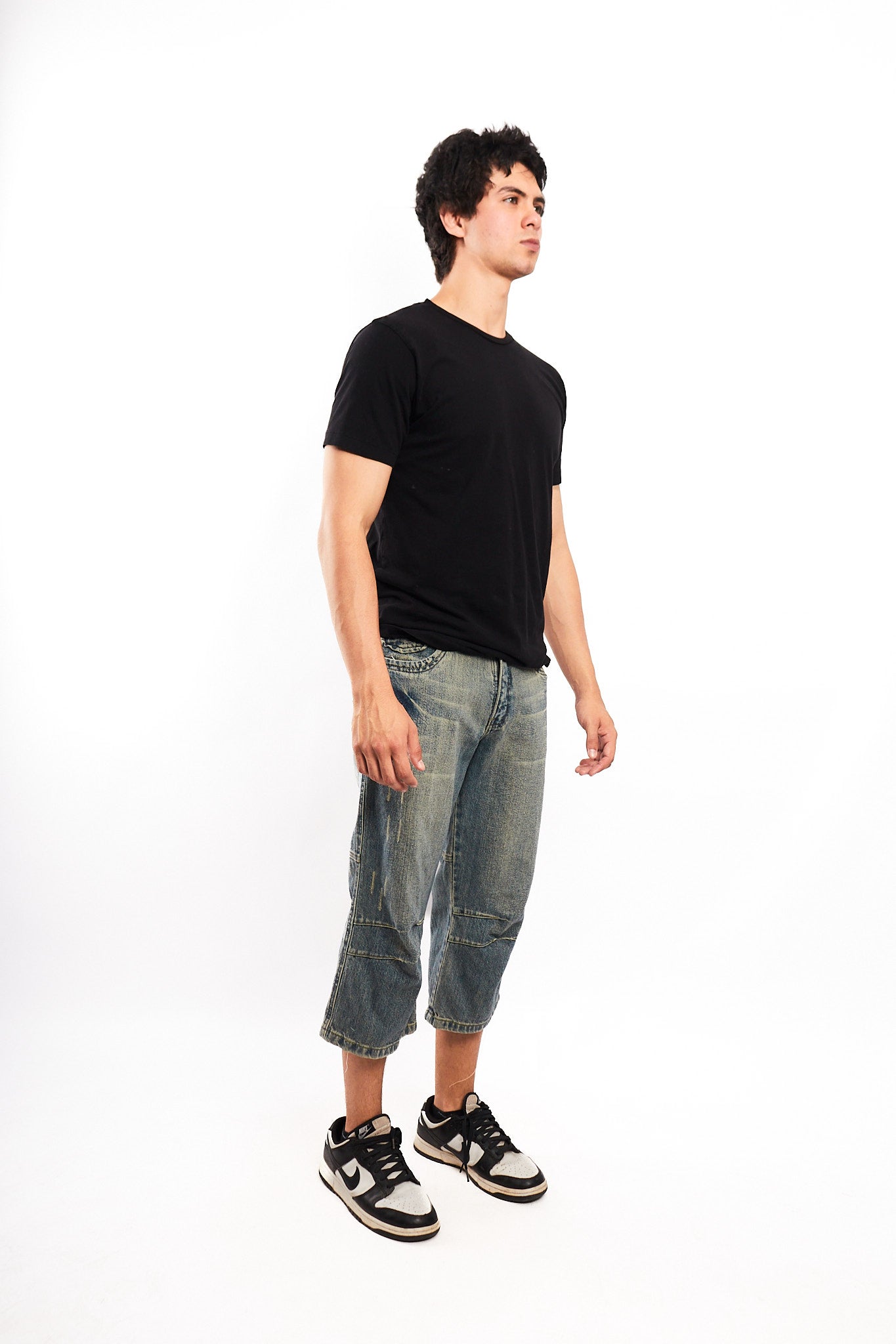Y2K Vintage JNCO Embroidered Distressed Jort (30)
