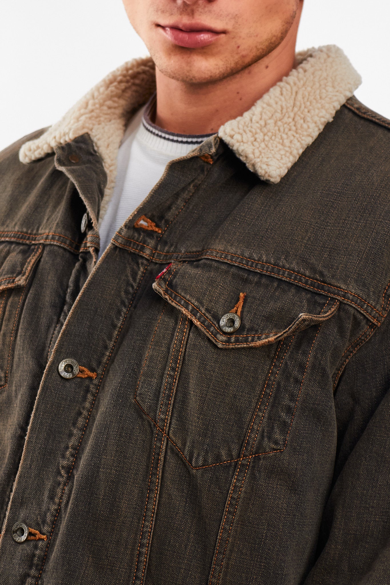 2000 Levi's Vintage Light Brown Sherpa Trucker Jacket (M/L)