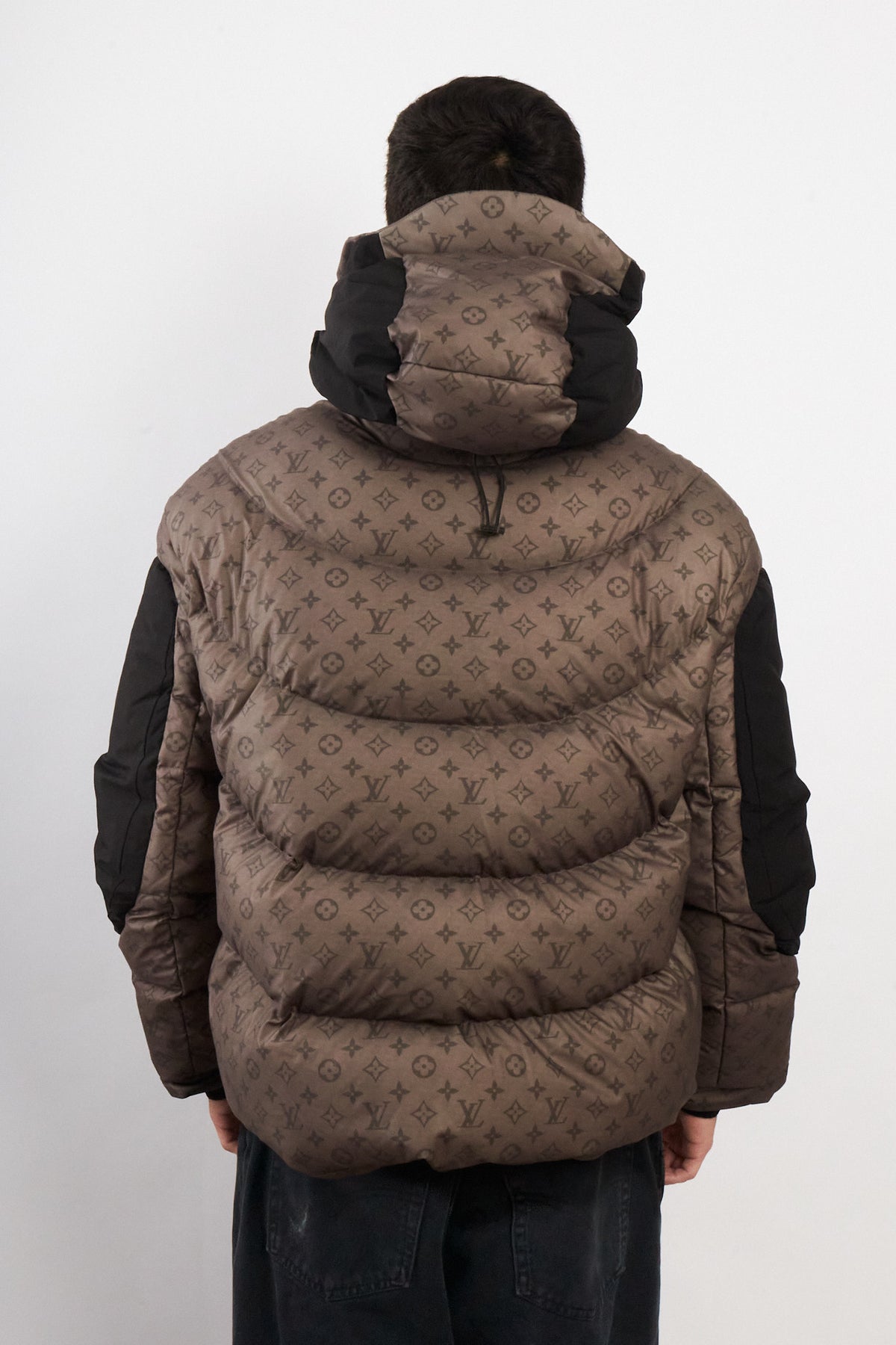 2019 Louis Vuitton Virgil Abloh Heated Monogram Down Puffer Jacket (M/L)