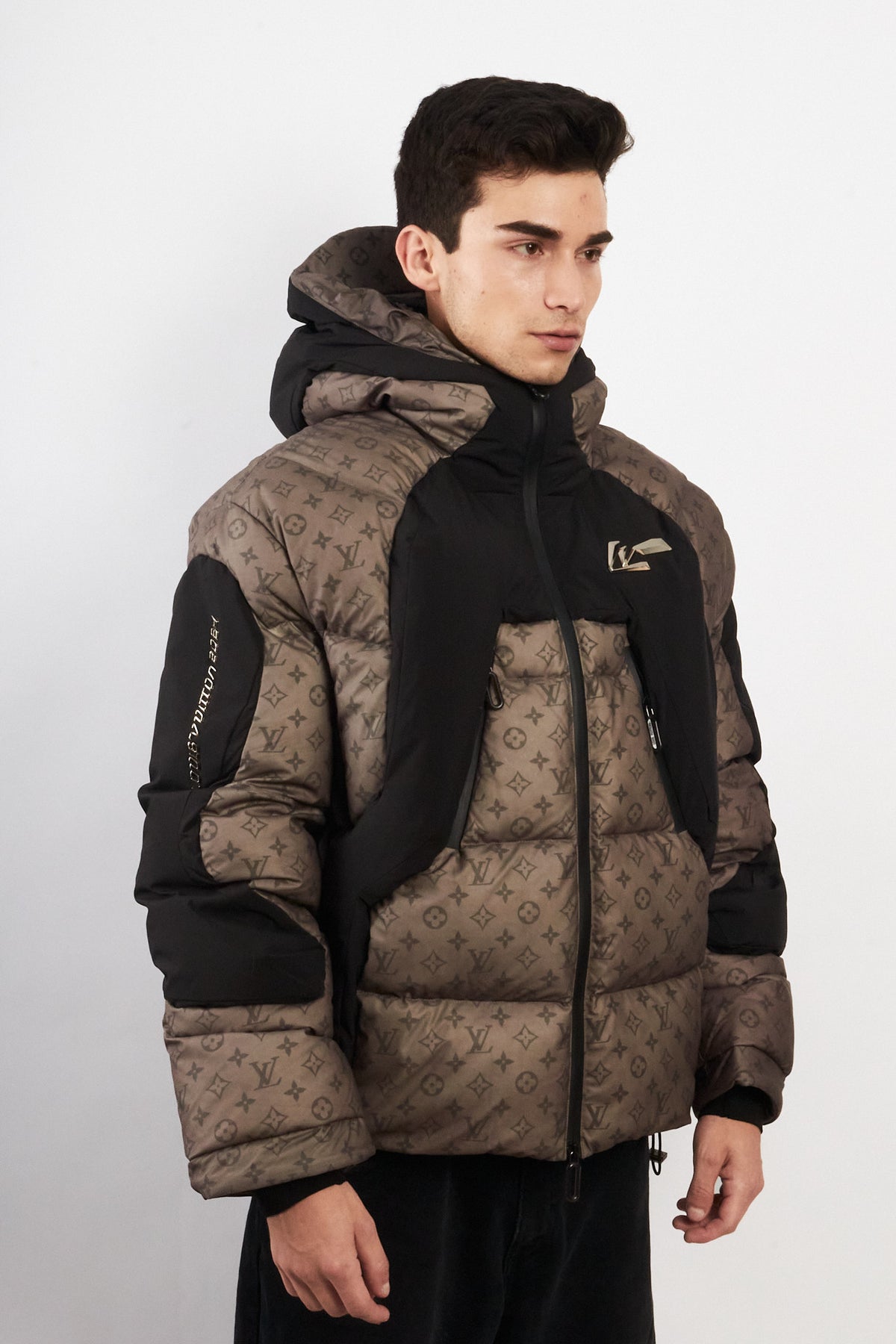 2019 Louis Vuitton Virgil Abloh Heated Monogram Down Puffer Jacket (M/L)