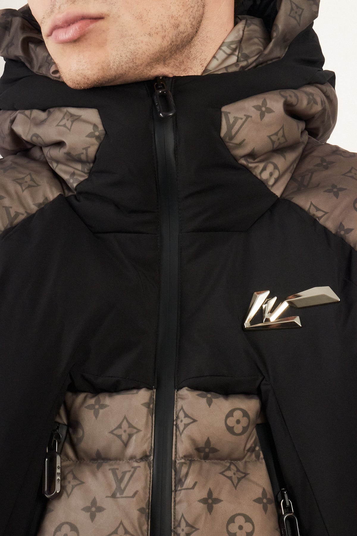 2019 Louis Vuitton Virgil Abloh Heated Monogram Down Puffer Jacket (M/L)