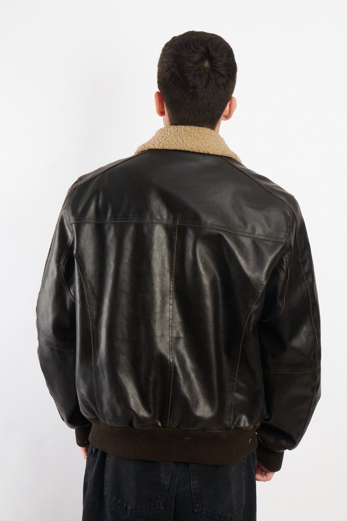 2000 Vintage Levi's Distressed Vegan Leather A-2 Sherpa Aviator (M/L)
