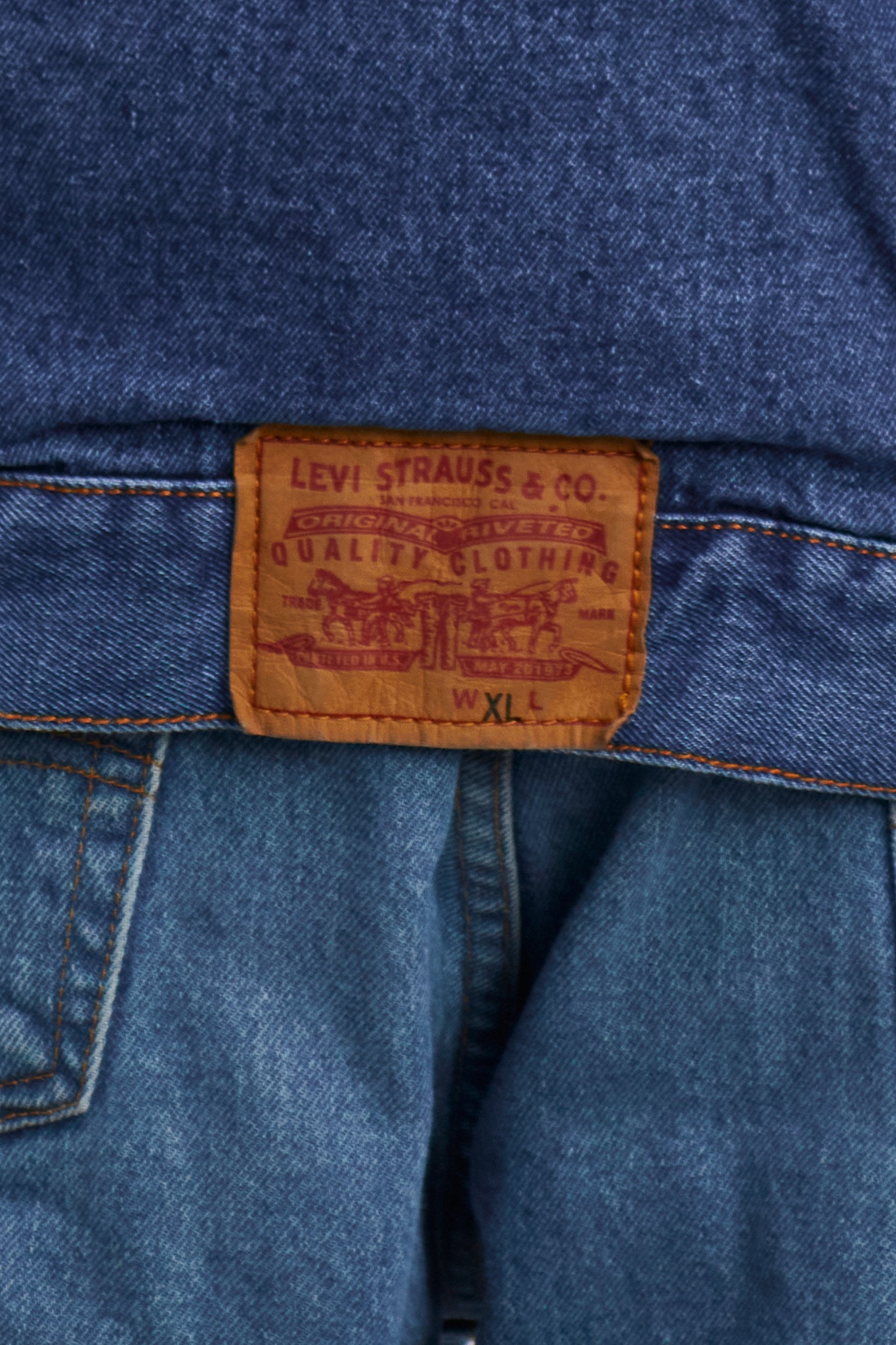 Vintage Levi's Sherpa Trucker Jacket (M/L)