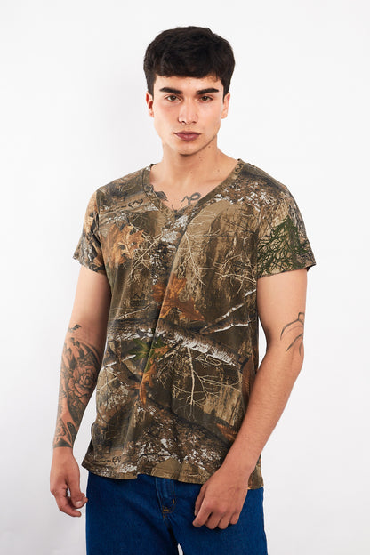 2000 Realtree V-neck Tee (M)