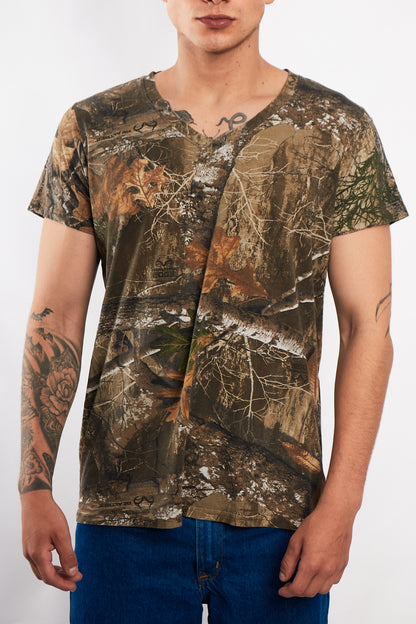 2000 Realtree V-neck Tee (M)