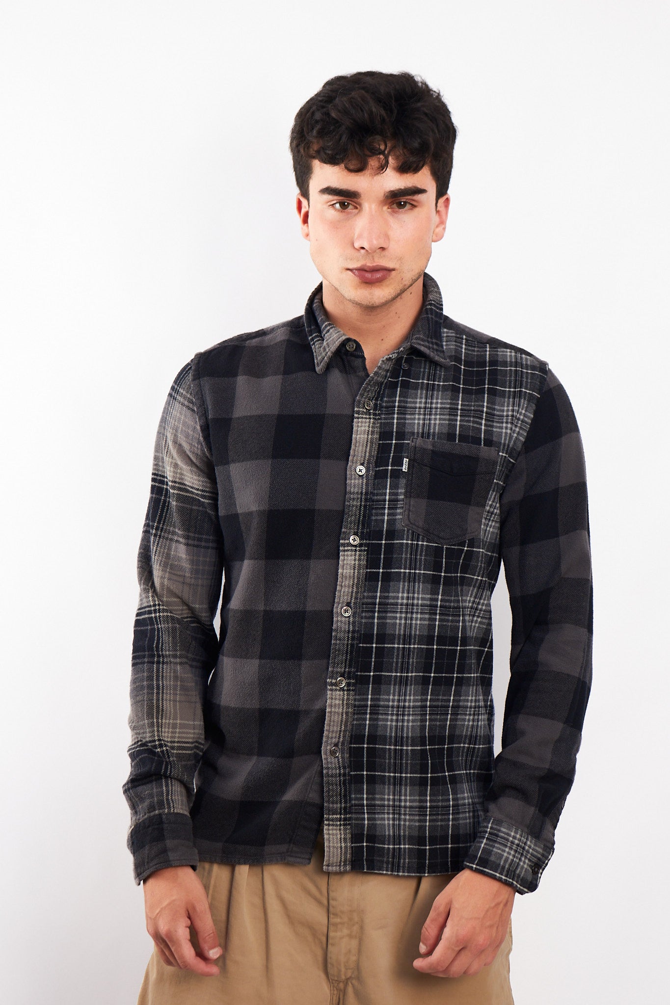 2000 Levi's Gray Flannel (M)