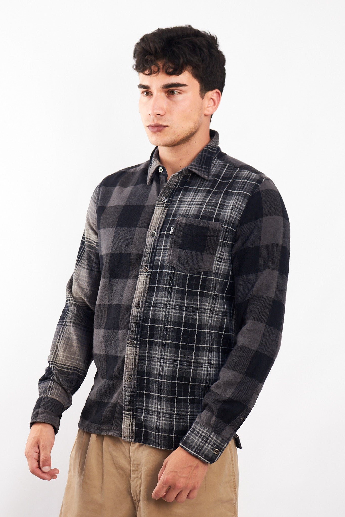 2000 Levi's Gray Flannel (M)