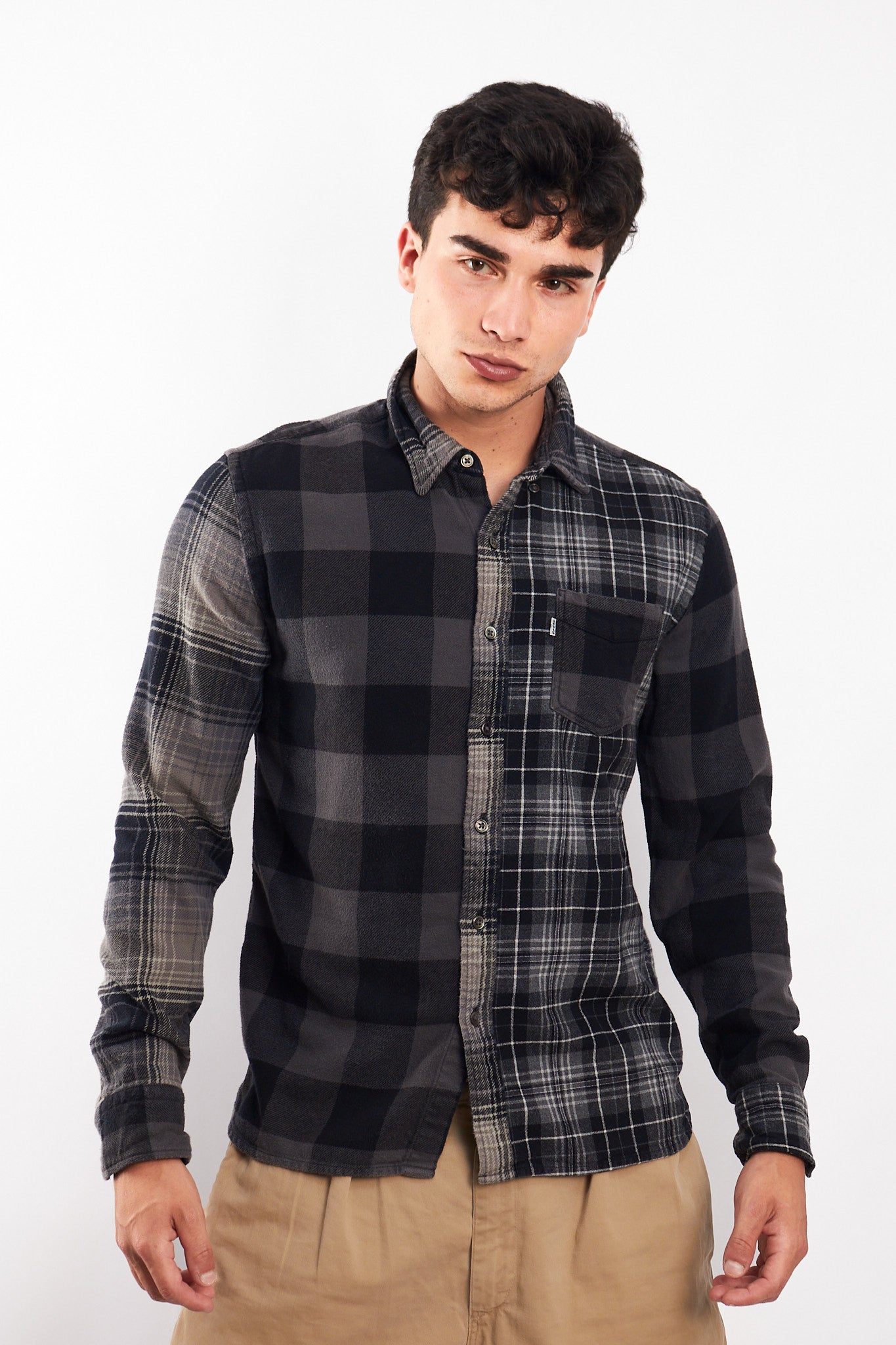 2000 Levi's Gray Flannel (M)