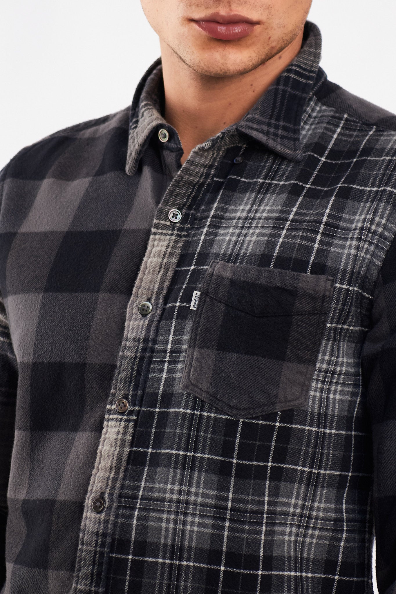 2000 Levi's Gray Flannel (M)