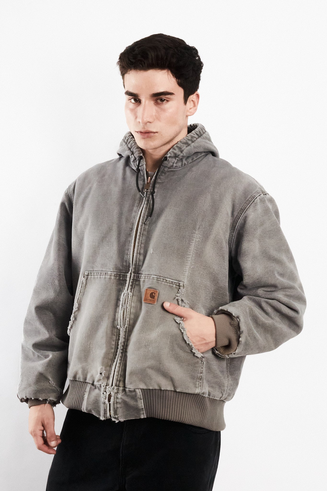 2000 Vintage Carhartt J130 Fadded Distressed Gray Active Jacket (M/L)