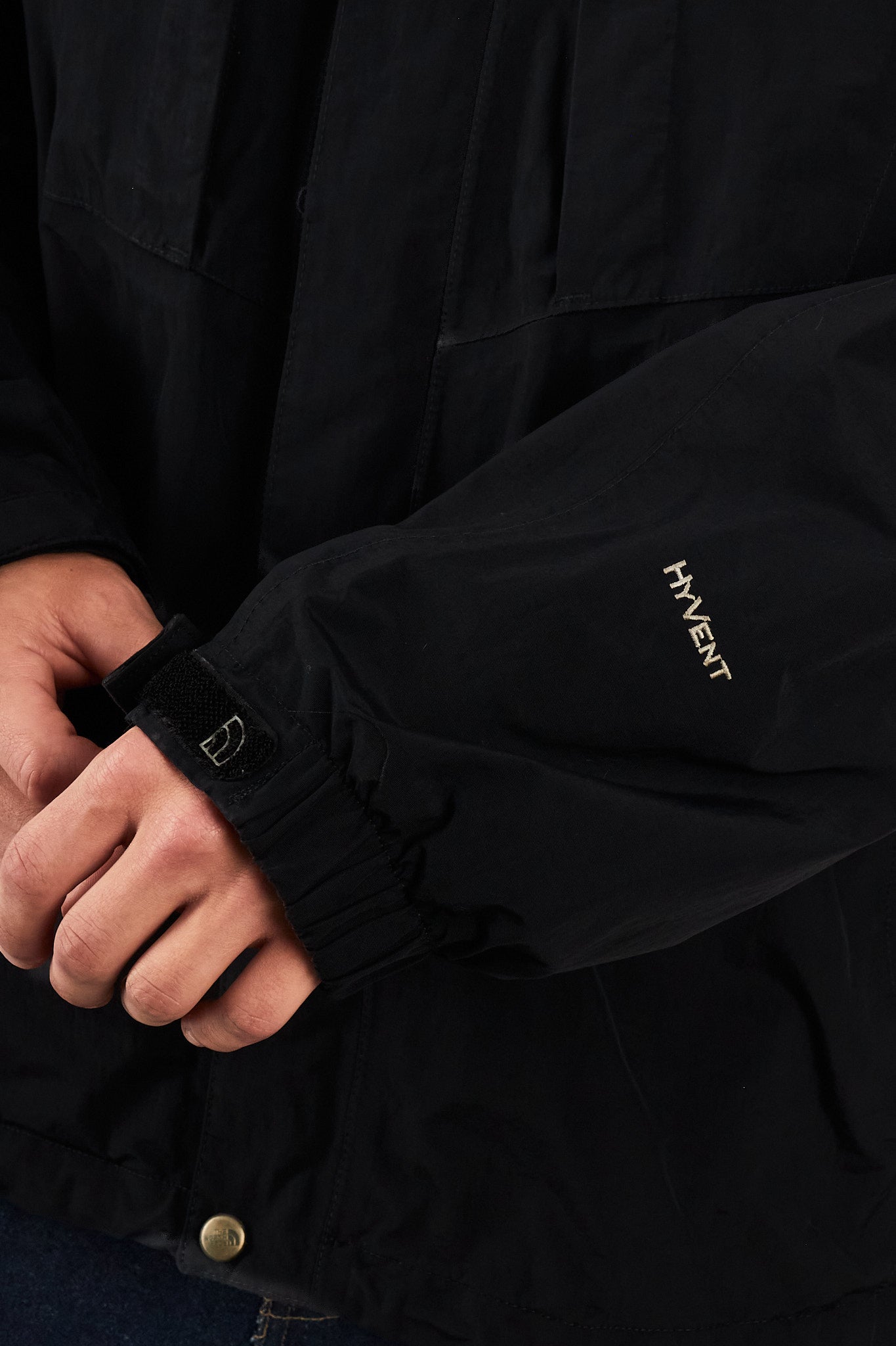 2000 Vintage The North Face Gorpcore Impermeable Black Jacket (M/L)