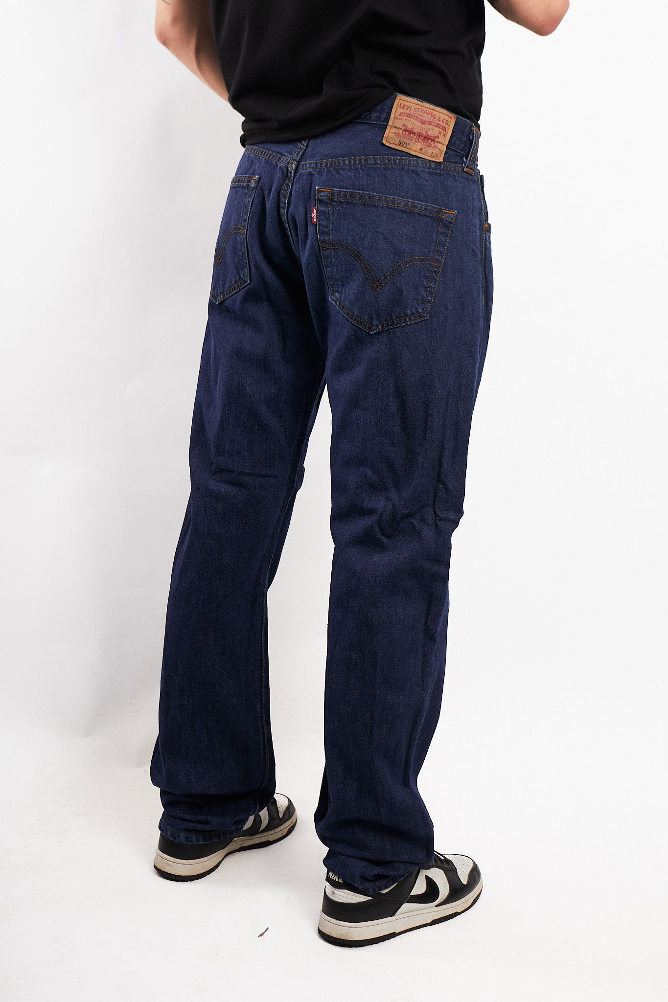 2000 Levi's Night Blue 501 Classic Fit Jean (34)