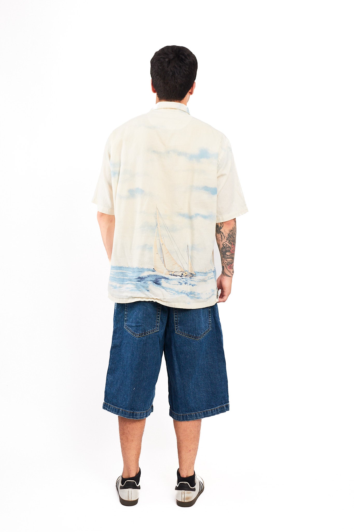 1990 Vintage Nautica Graphic Sailboat Shirt (L)