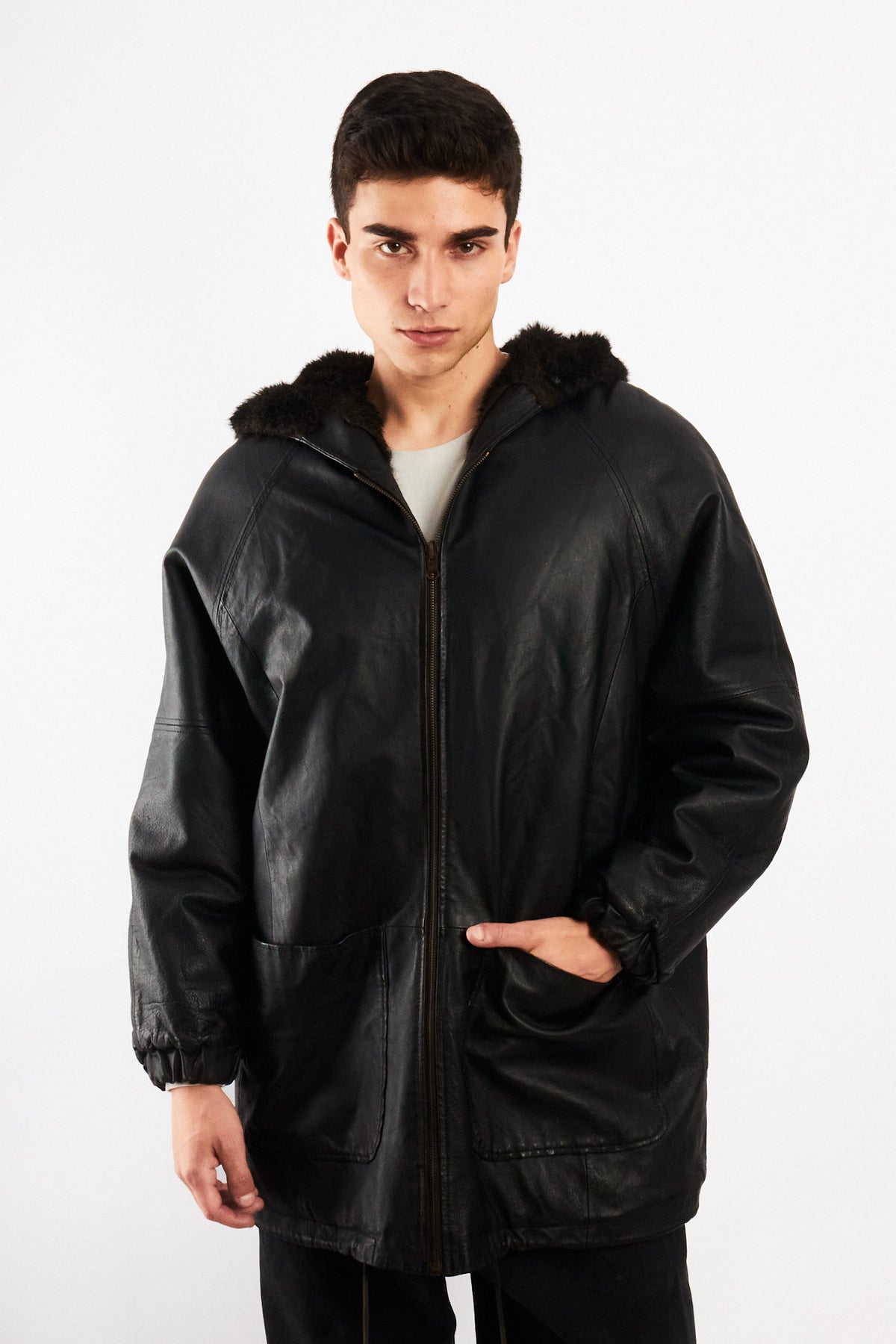 2000 Vintage Reversible Leather / Faux Fur Hooded Coat (L/XL)