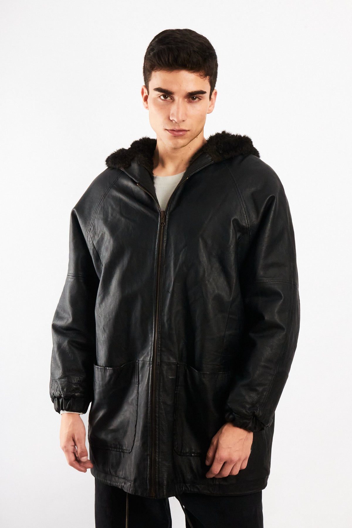 2000 Vintage Reversible Leather / Faux Fur Hooded Coat (L/XL)