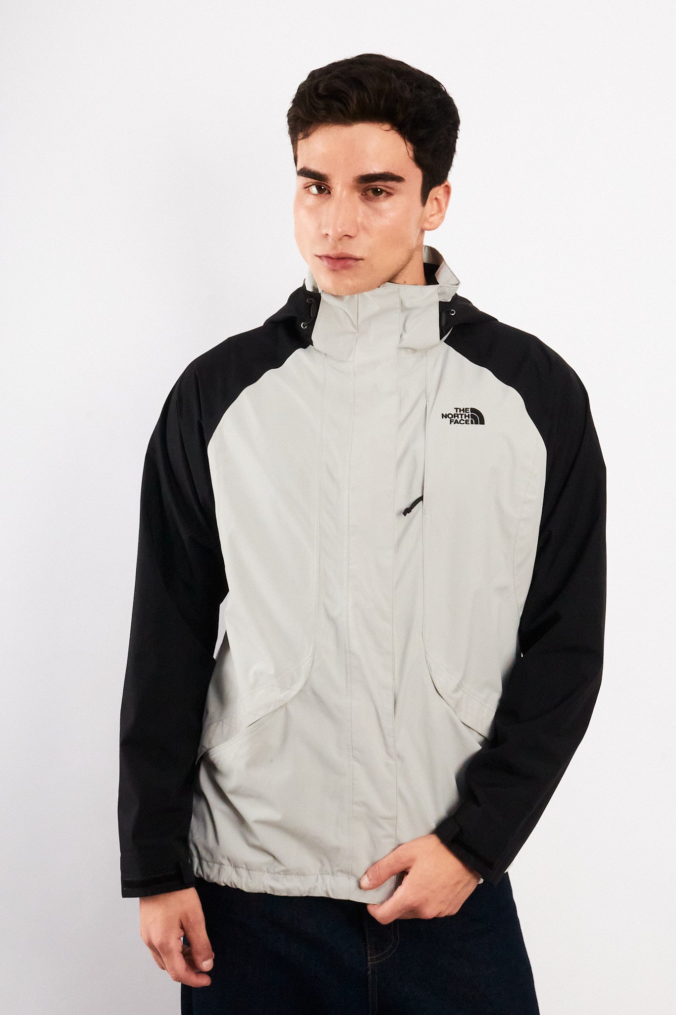 2000 Vintage North Face Black n' White Impermeable Jackett (S/M)