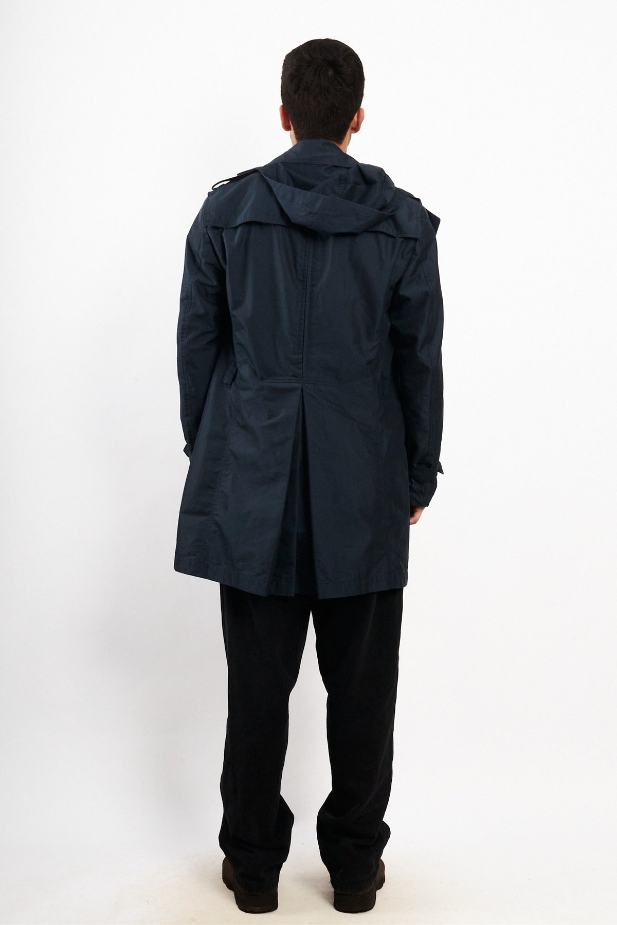 2000 Vintage Hugo Boss Navy Water Resistant Trench Coat (M/L)