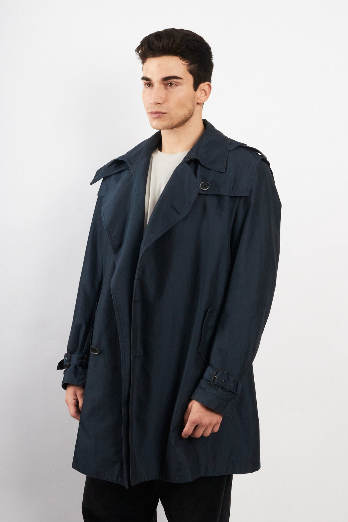 2000 Vintage Hugo Boss Navy Water Resistant Trench Coat (M/L)