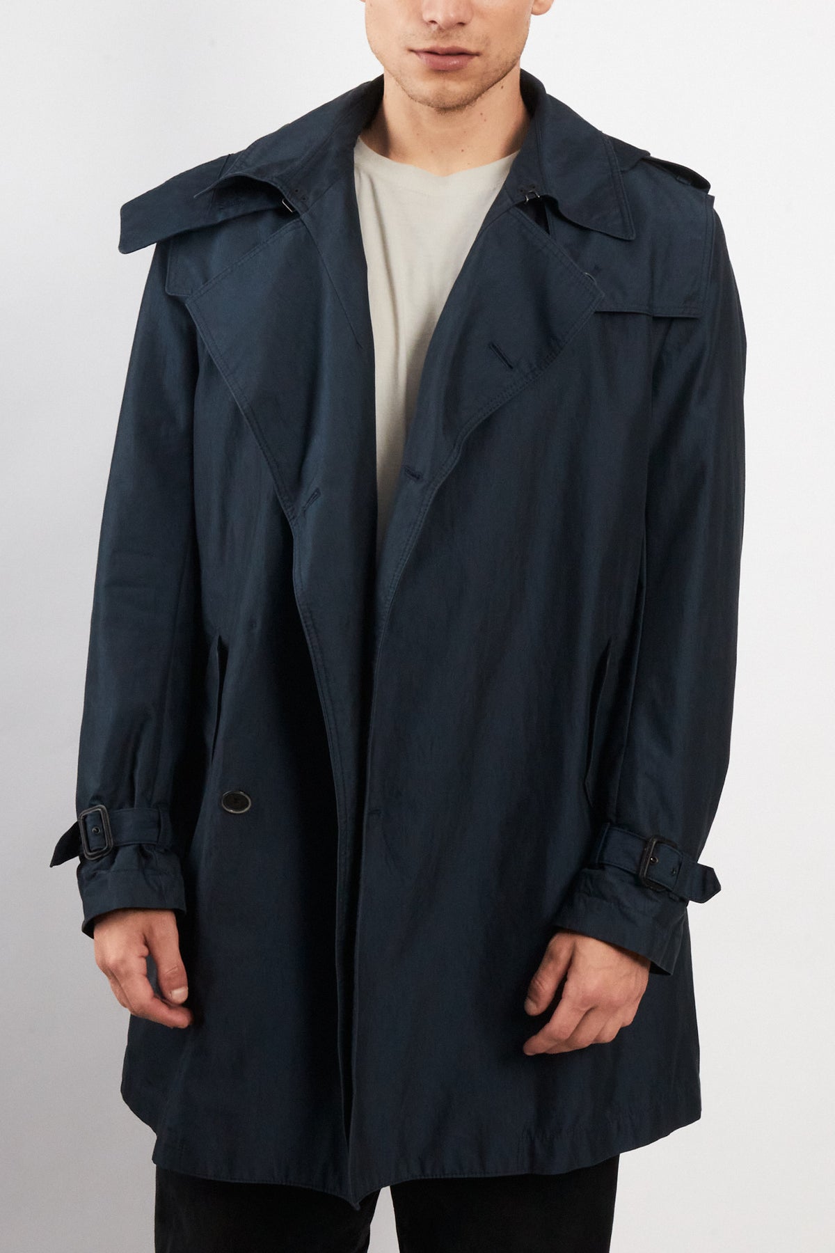 2000 Vintage Hugo Boss Navy Water Resistant Trench Coat (M/L)