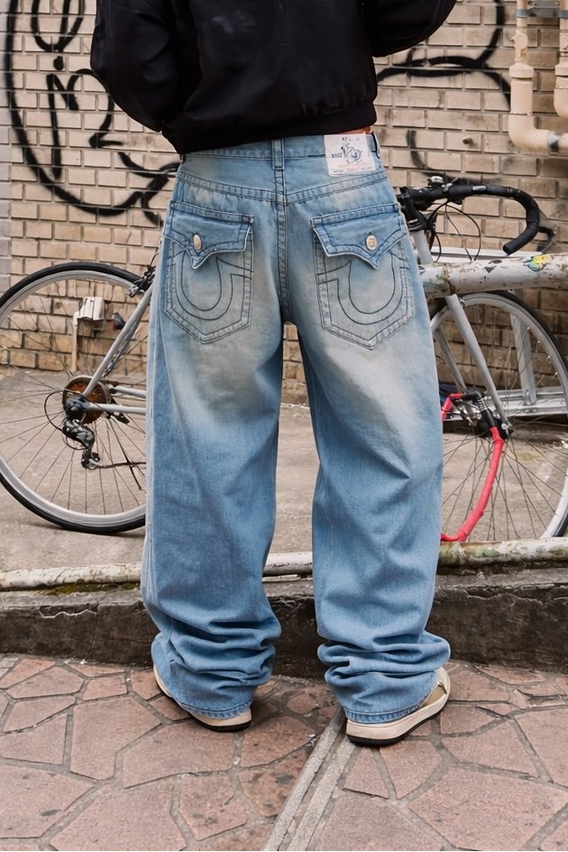 Y2K Vintage True Religion Flap T Light Blue Washed Jean (34)