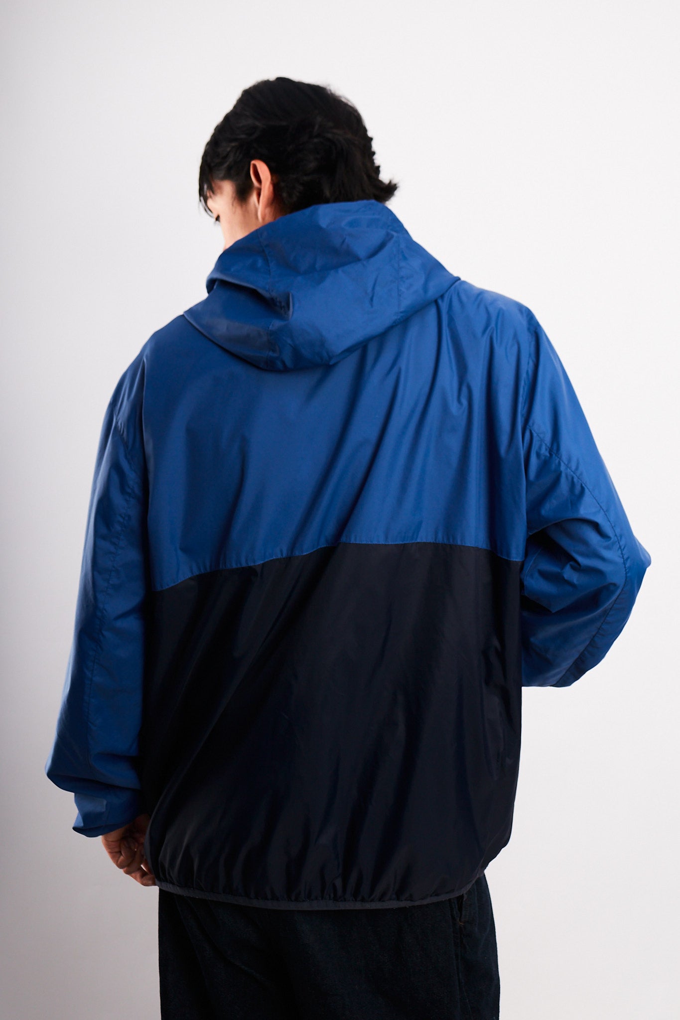 2000 Tommy Hilfiger Impermeable Jacket (XL/XXL)