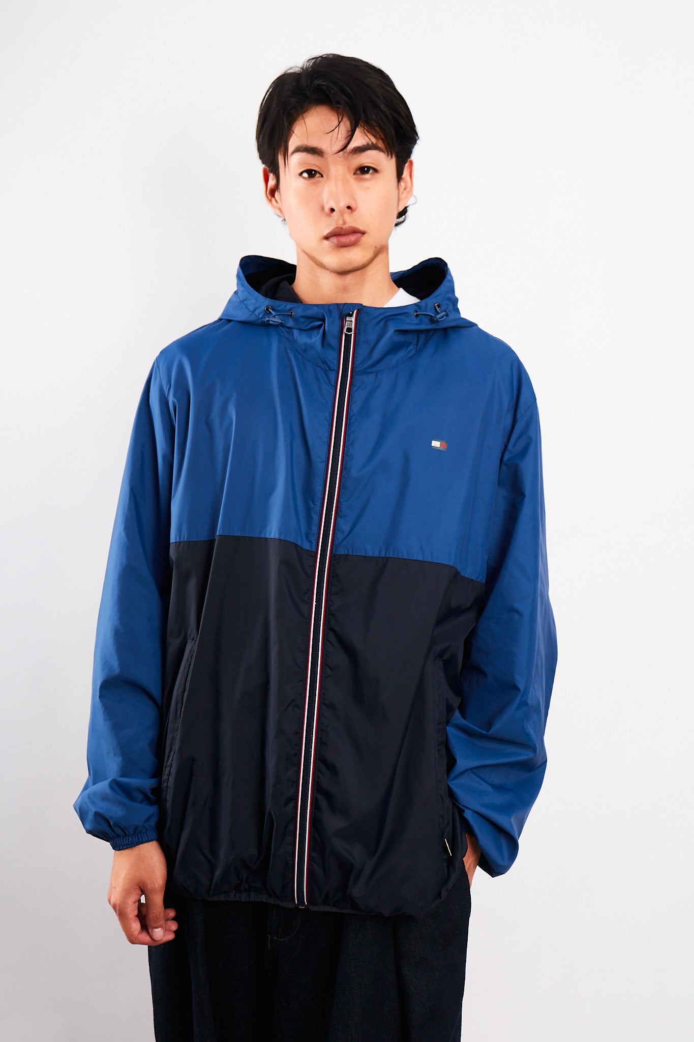 2000 Tommy Hilfiger Impermeable Jacket (XL/XXL)