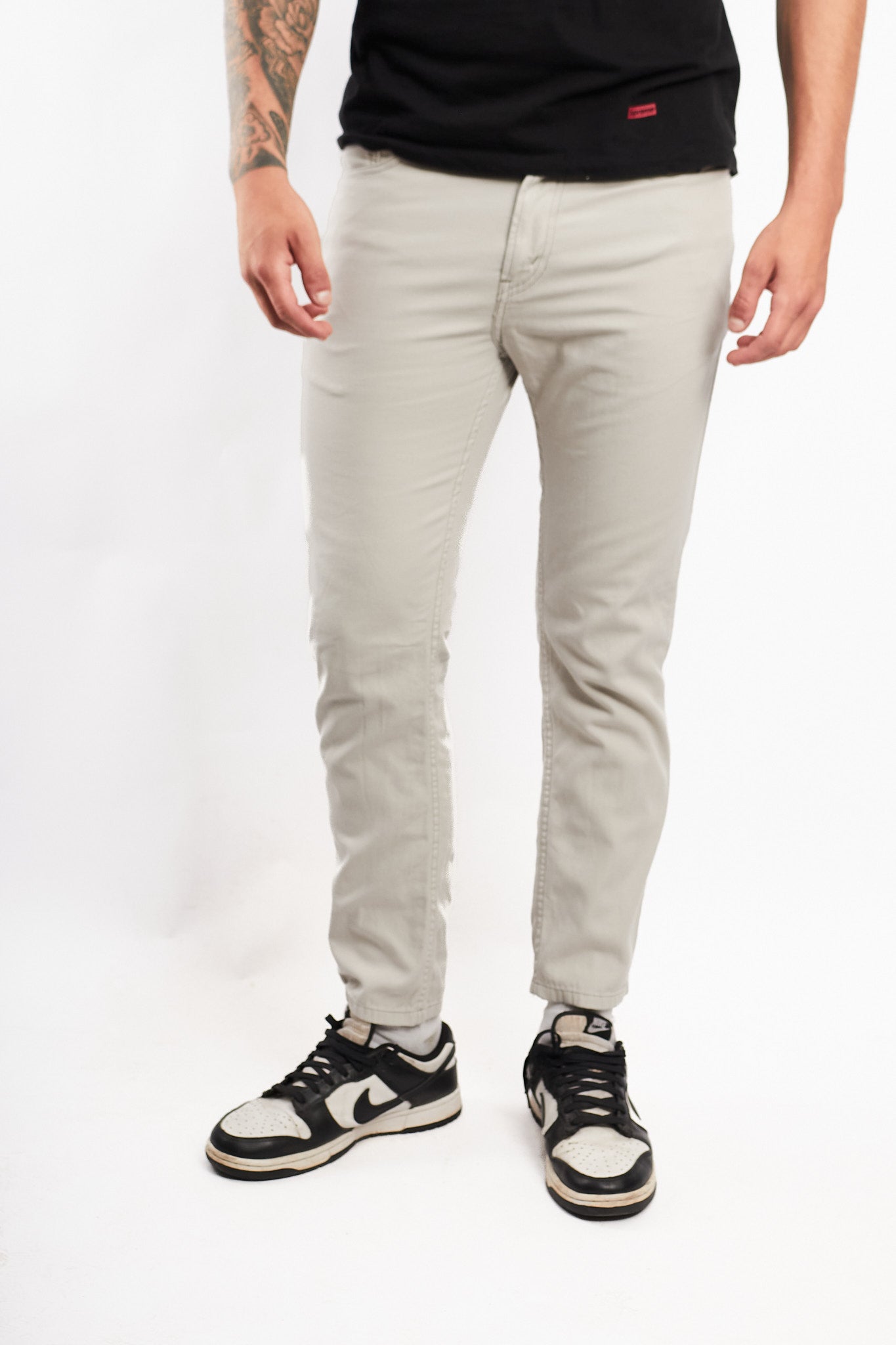 2000 Levi's Sand Straight Fit Jean (34)