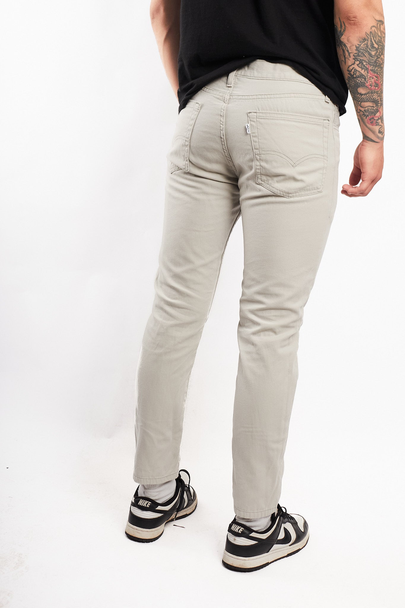 2000 Levi's Sand Straight Fit Jean (34)