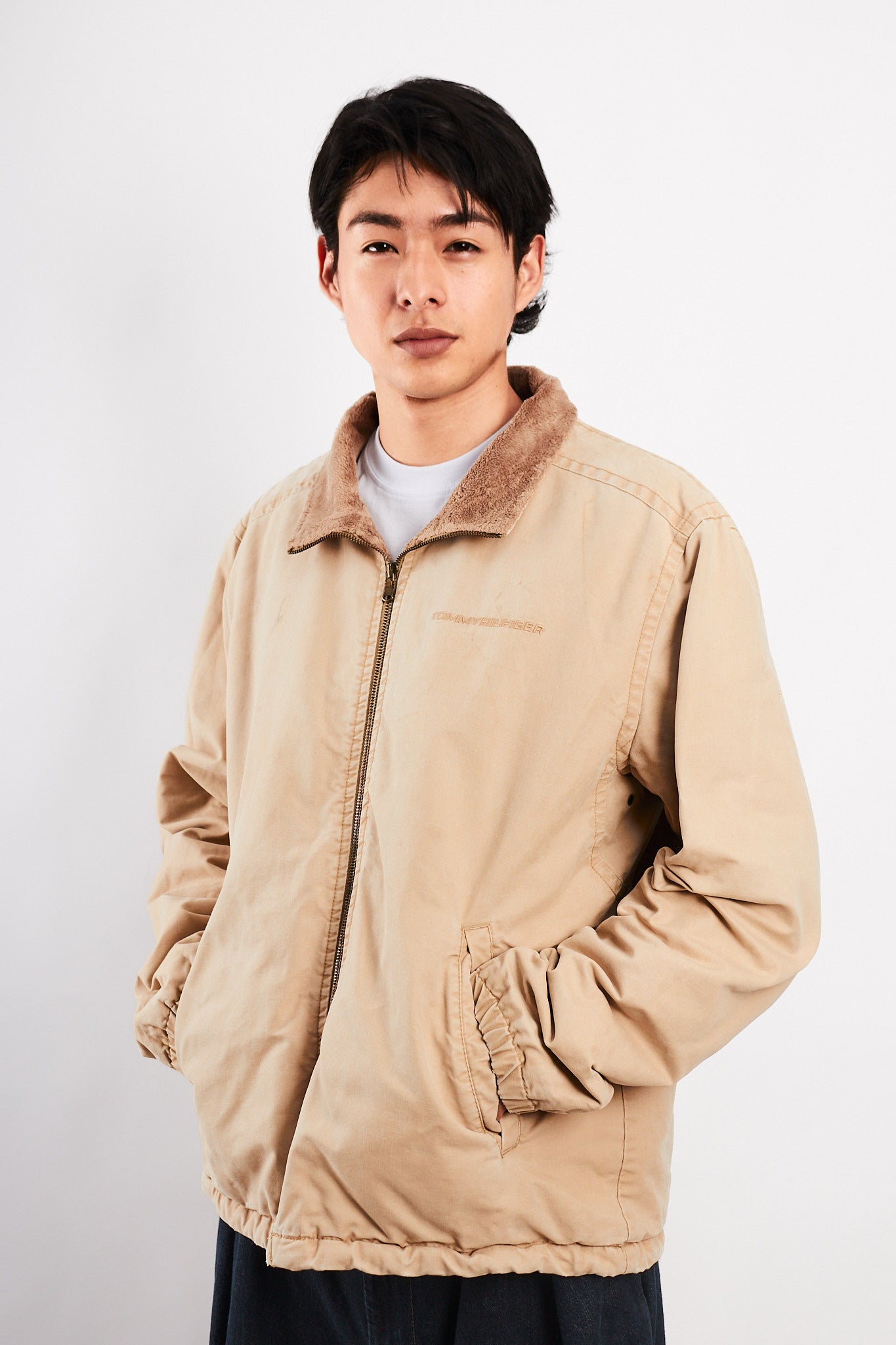 2000 Vintage Tommy Hilfiger Beige Sherpa Quilted Jacket (M/L)