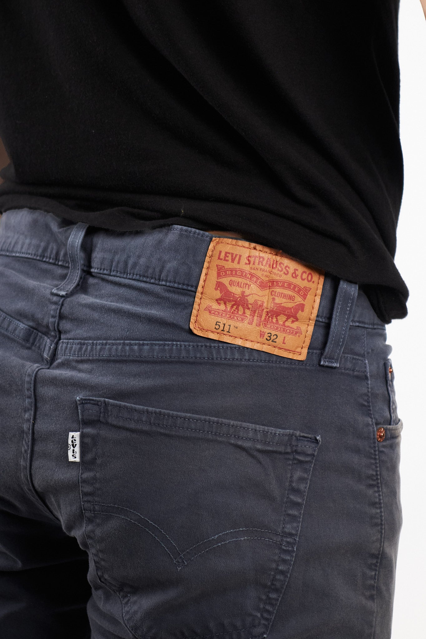 2010 Levi's 511 Navy Short (34)