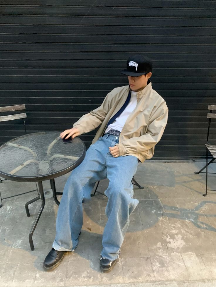 2000 Levi's Light Blue 505 Regular Fit Jean (36)