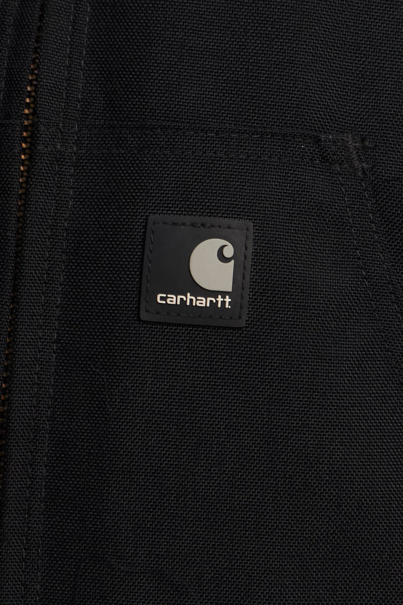 Carhartt J133 Black Duck Impermeable Active Jacket (S/M)