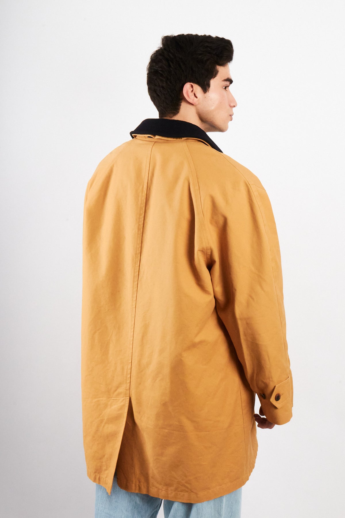 2000 Vintage Nautica Camel Trench Coat (L/XL)