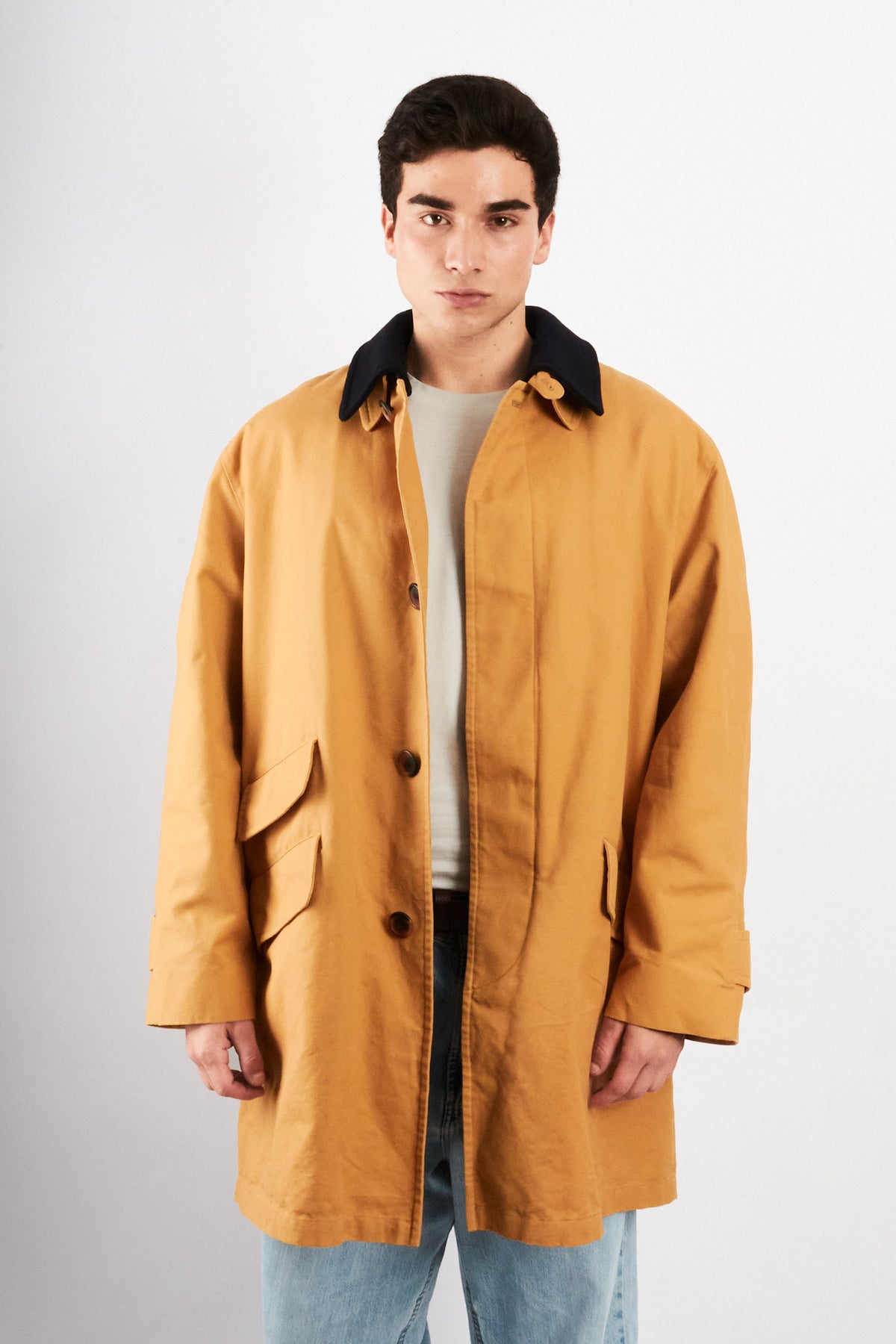 2000 Vintage Nautica Camel Trench Coat (L/XL)